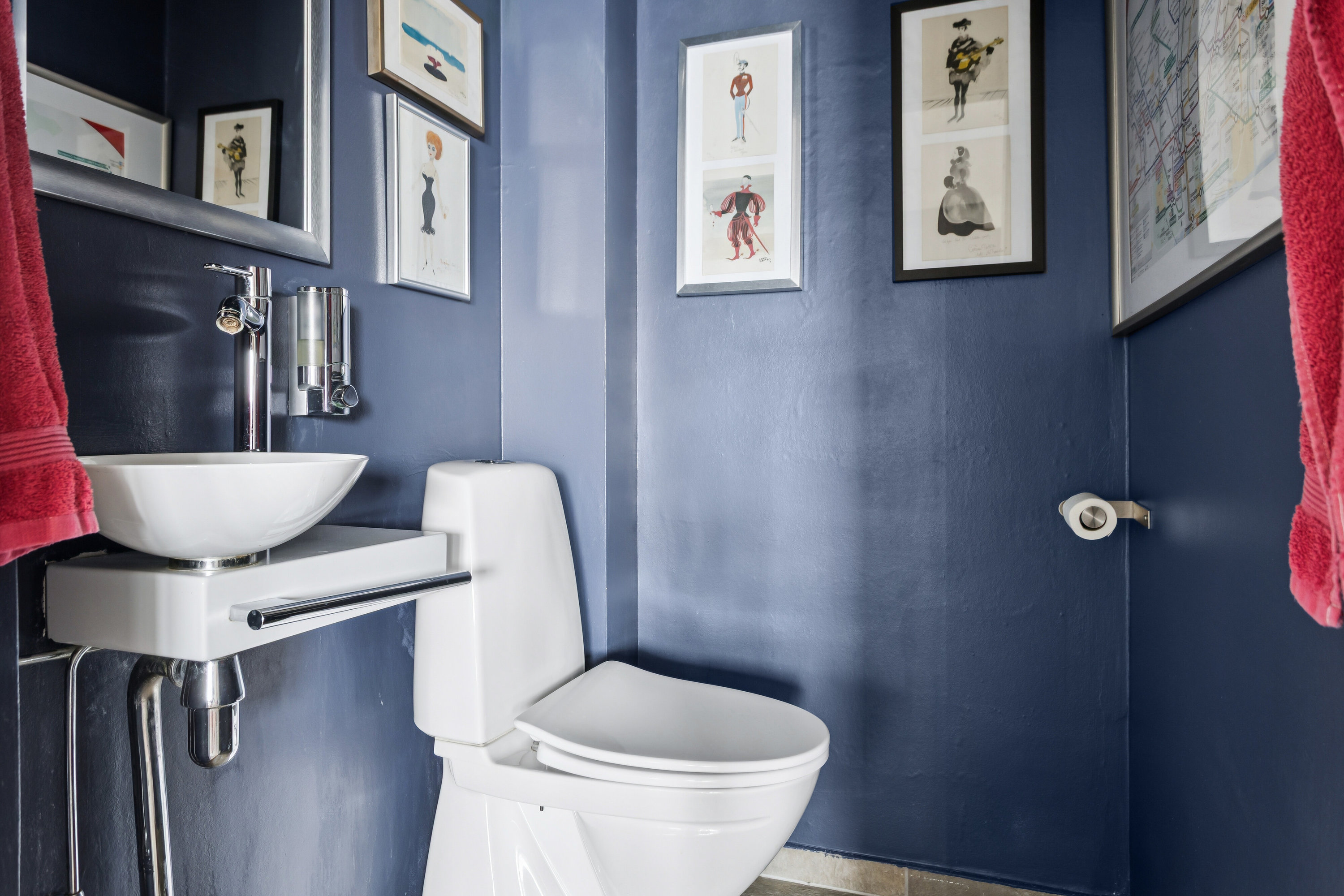 Fremhævet badeværelse billede i fuldskærmstilstand. Billede af Dronningensvej 2, 2. 2., 5800 Nyborg