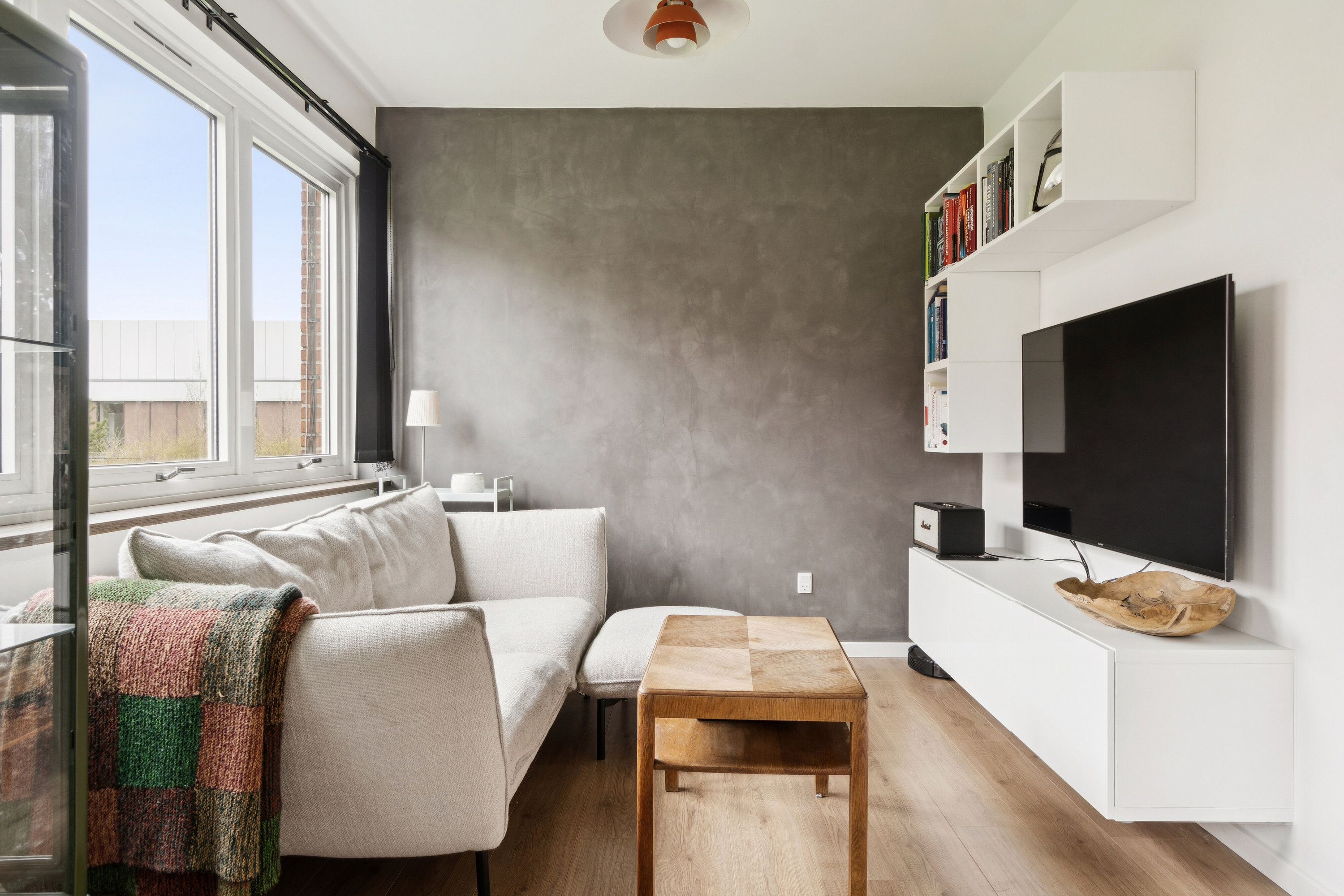 Fremhævet stue billede i fuldskærmstilstand. Billede af Gyvelvej 13, st.. mf., 4000 Roskilde