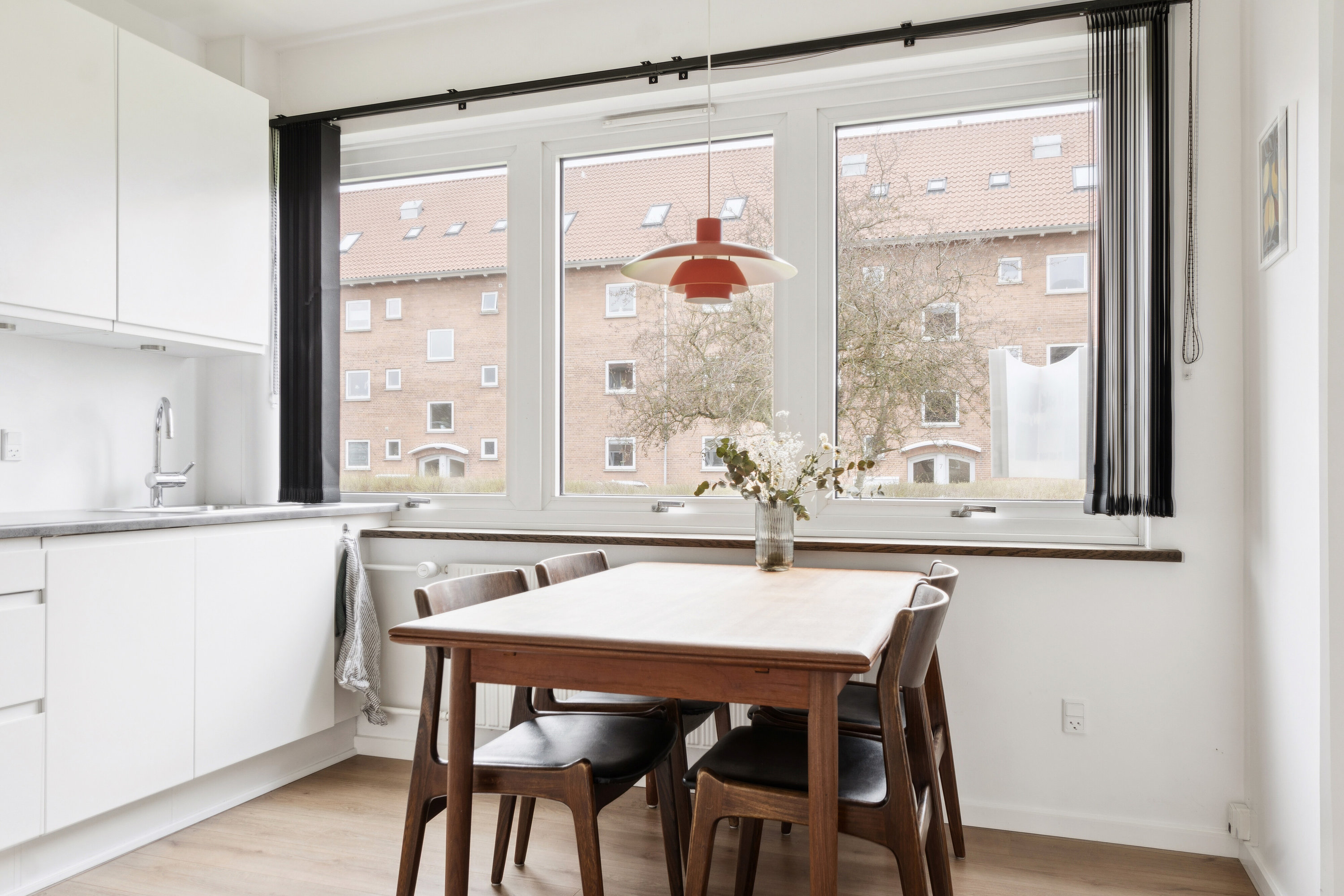 Fremhævet køkken billede i fuldskærmstilstand. Billede af Gyvelvej 13, st.. mf., 4000 Roskilde