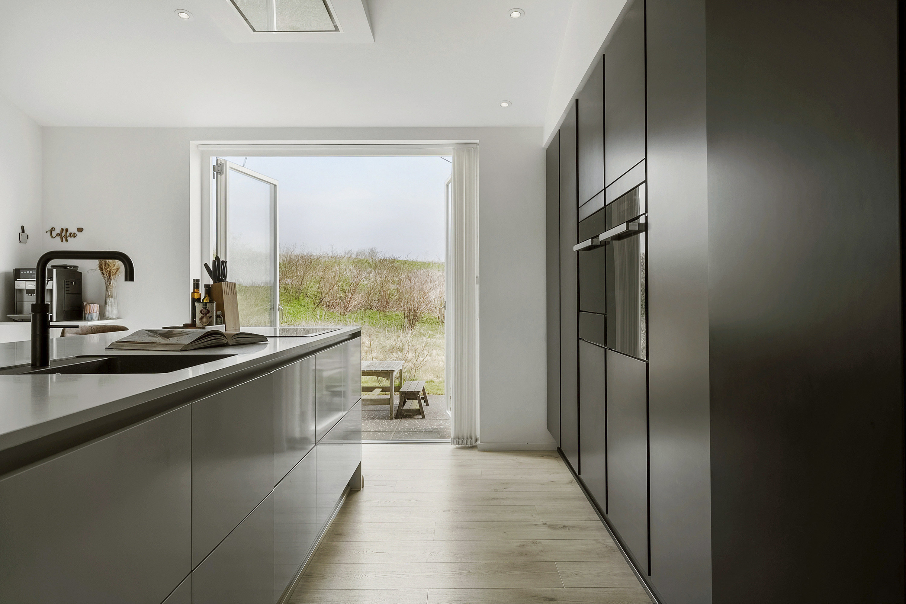 Fremhævet køkken billede i fuldskærmstilstand. Billede af Bjørnshave 8, 8700 Horsens