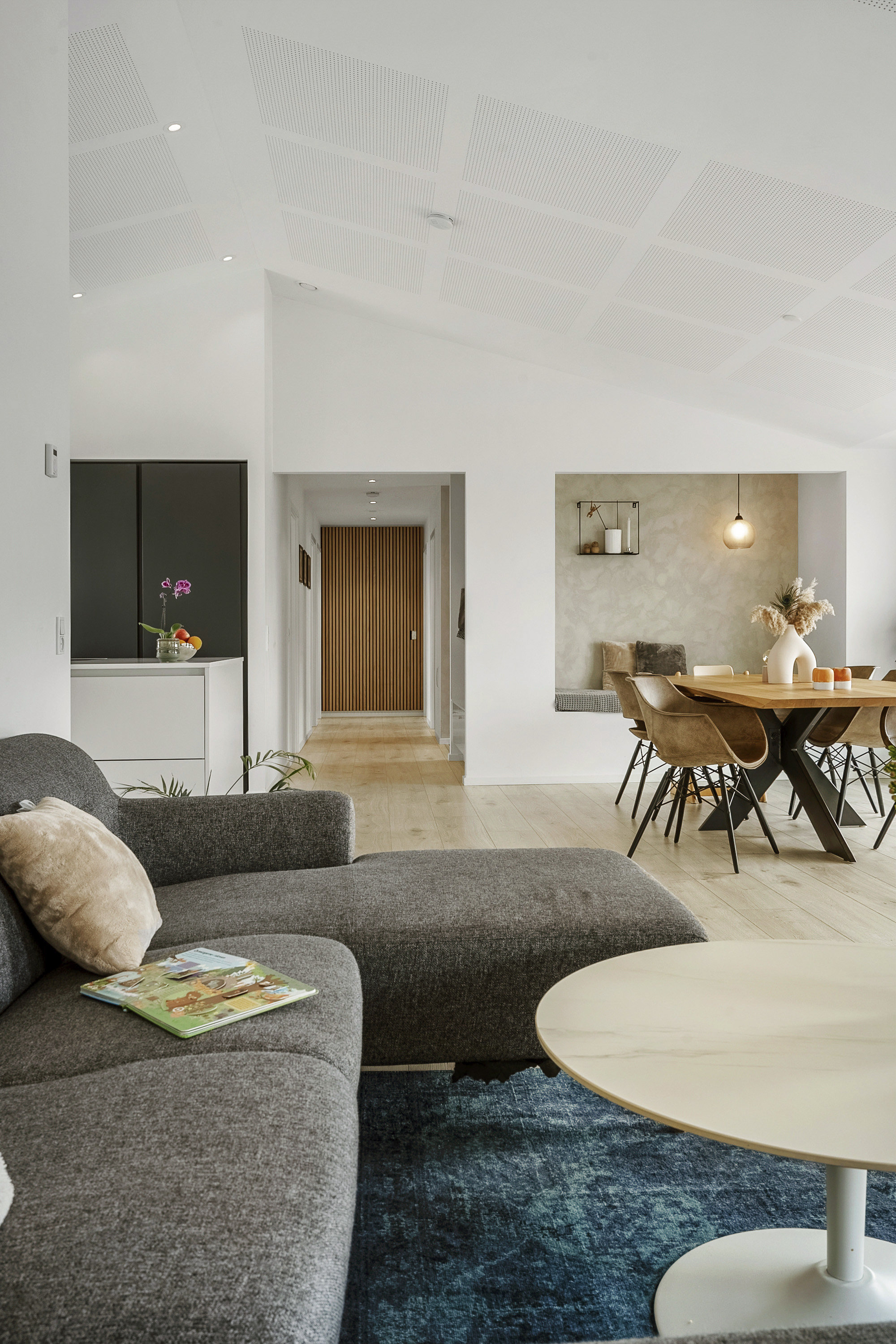 Fremhævet stue billede i fuldskærmstilstand. Billede af Bjørnshave 8, 8700 Horsens