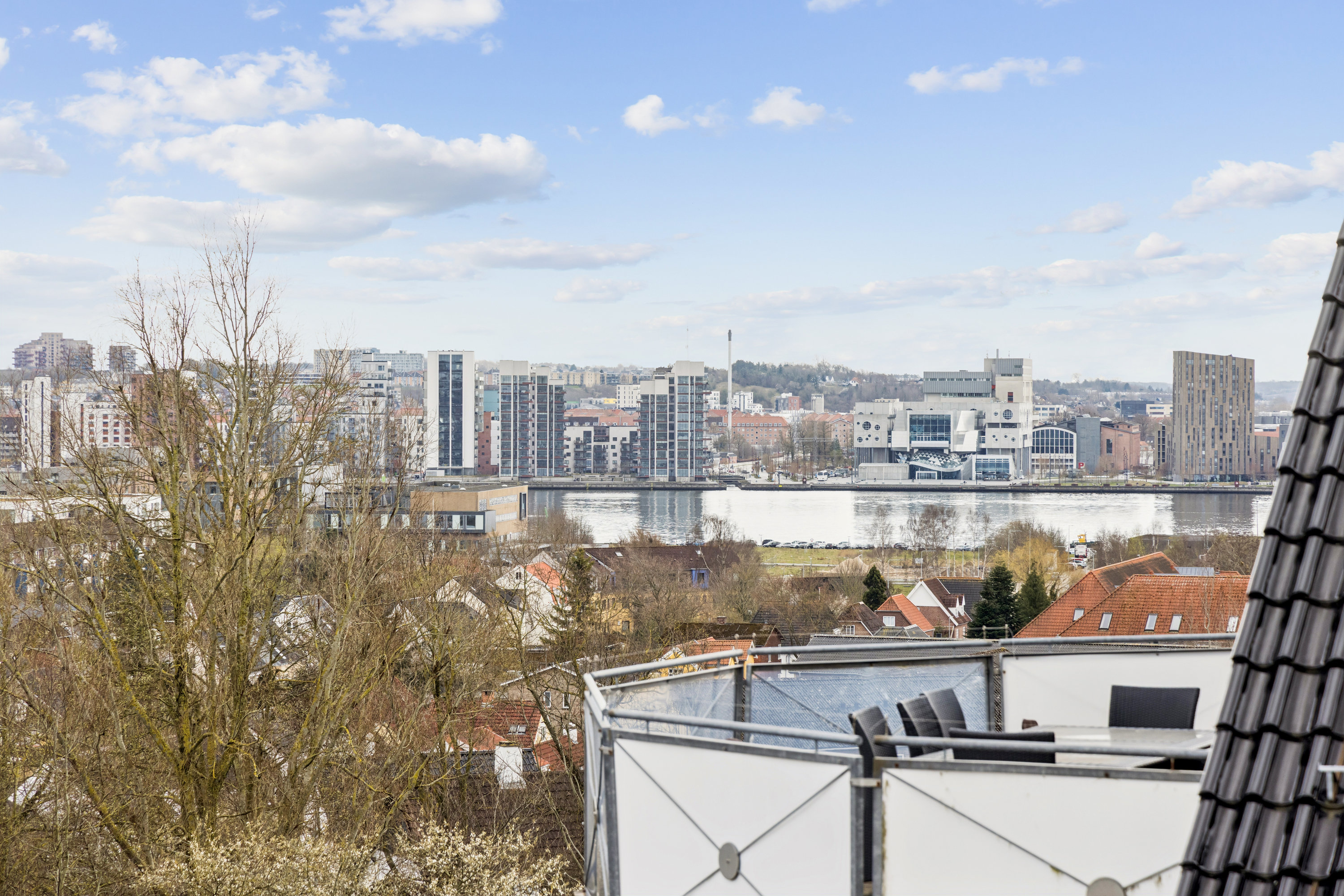 Fremhævet udsigt billede i fuldskærmstilstand. Billede af Kornbakken 7, 9400 Nørresundby