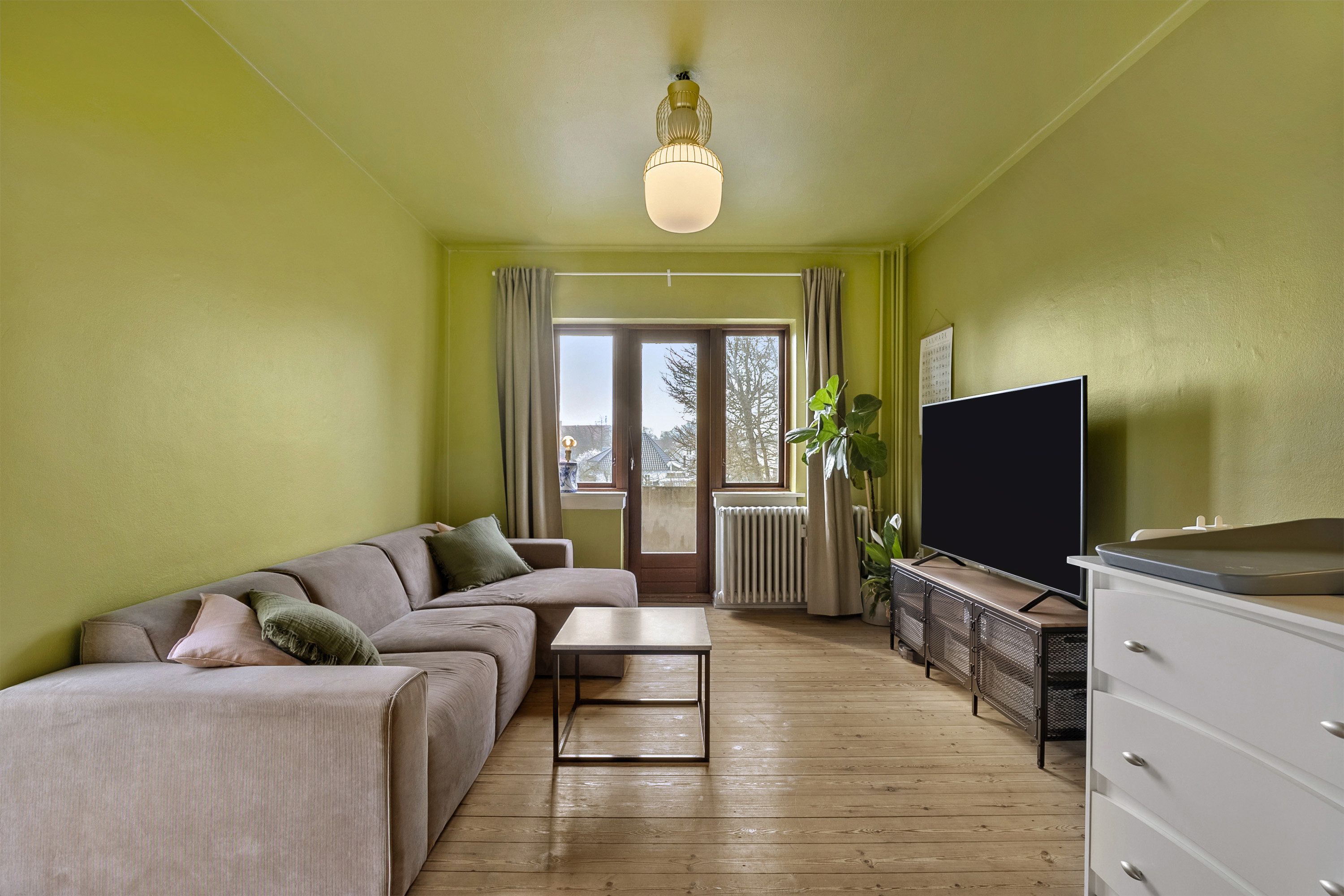Fremhævet stue billede i fuldskærmstilstand. Billede af Faaborgvej 74, st.. tv., Dalum, 5250 Odense SV