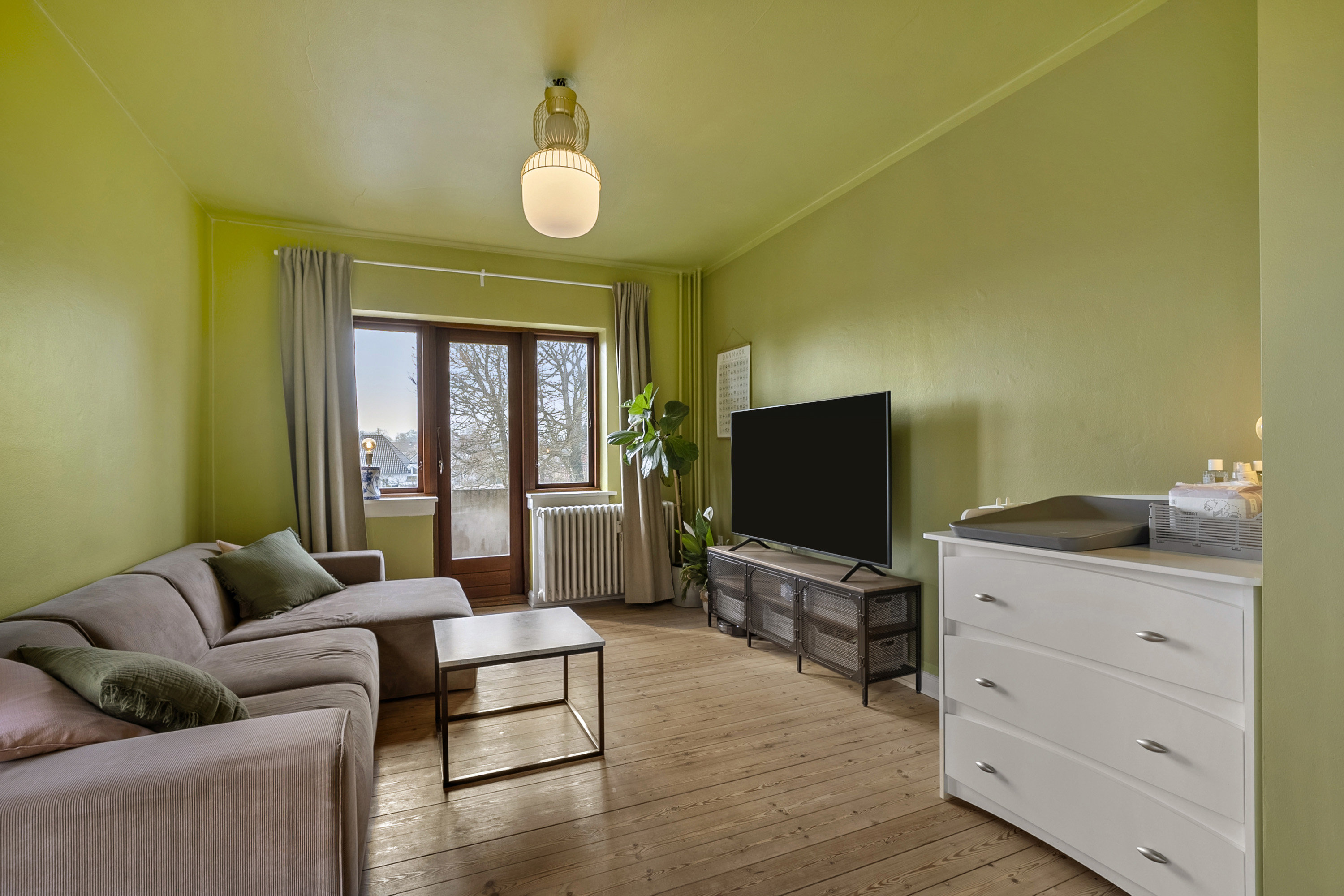Fremhævet stue billede i fuldskærmstilstand. Billede af Faaborgvej 74, st.. tv., Dalum, 5250 Odense SV