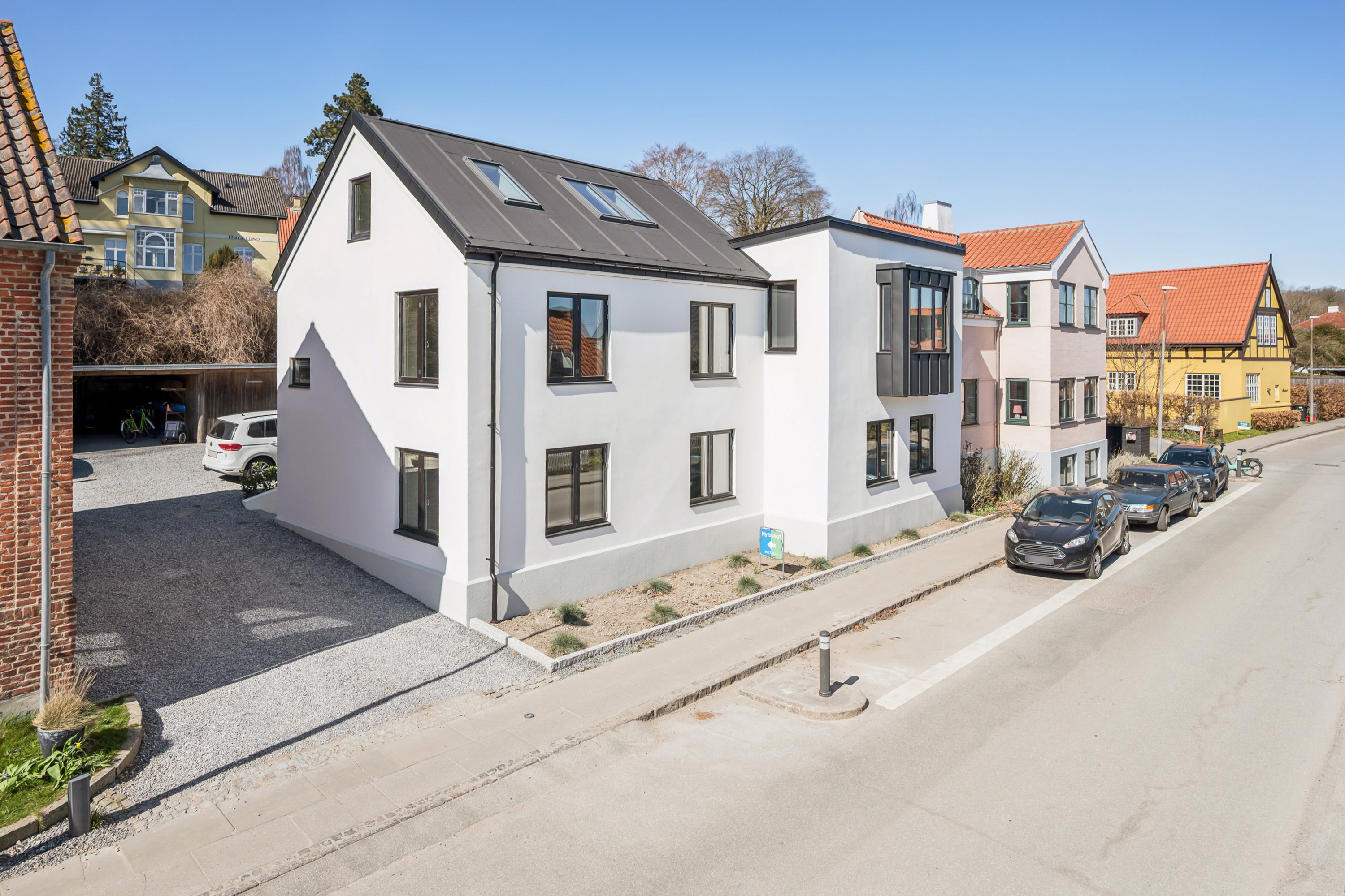 Fremhævet andet billede i fuldskærmstilstand. Billede af Stationsgade 3, 8240 Risskov