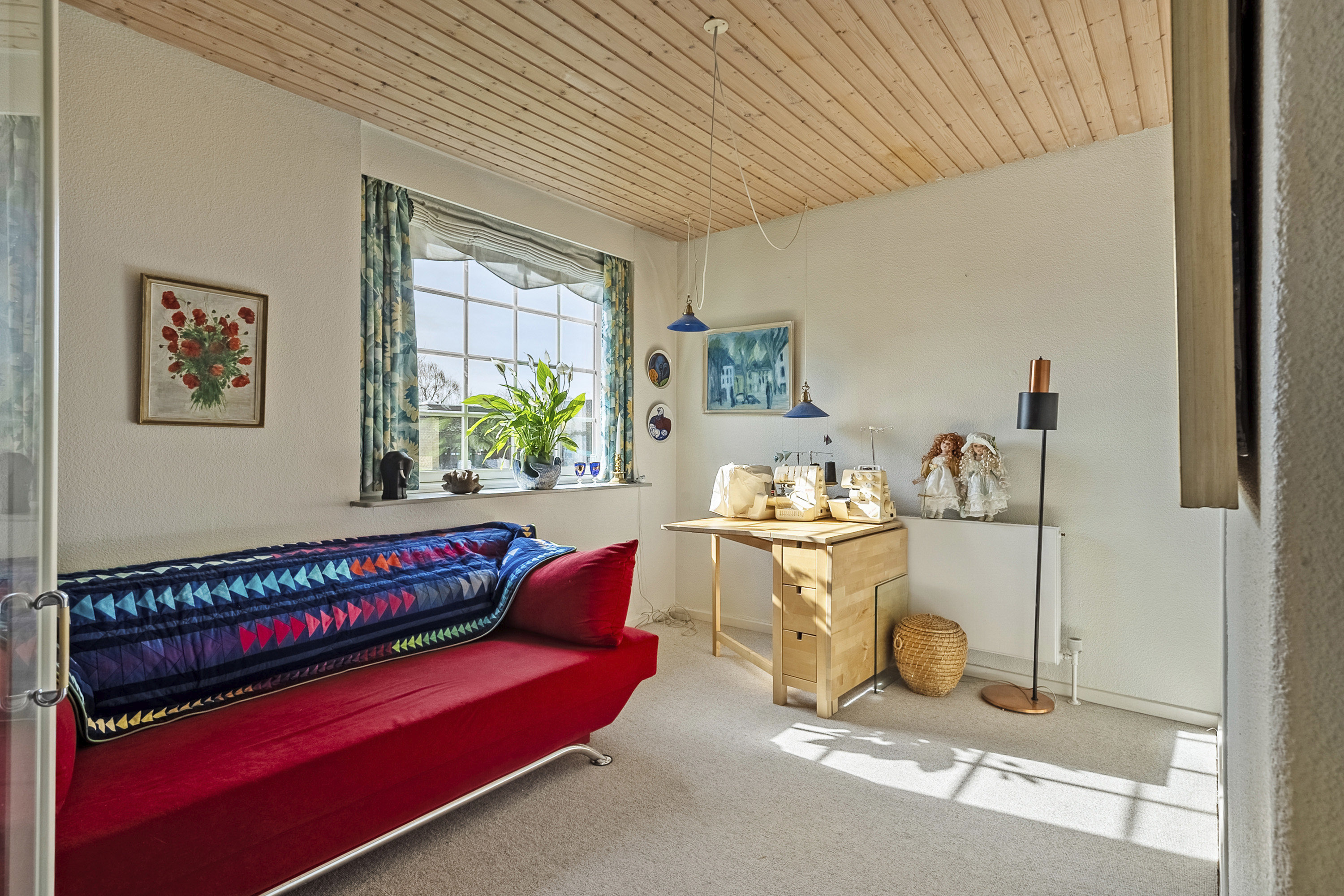 Fremhævet stue billede i fuldskærmstilstand. Billede af Elmebakken 12, Skt Klemens, 5260 Odense S