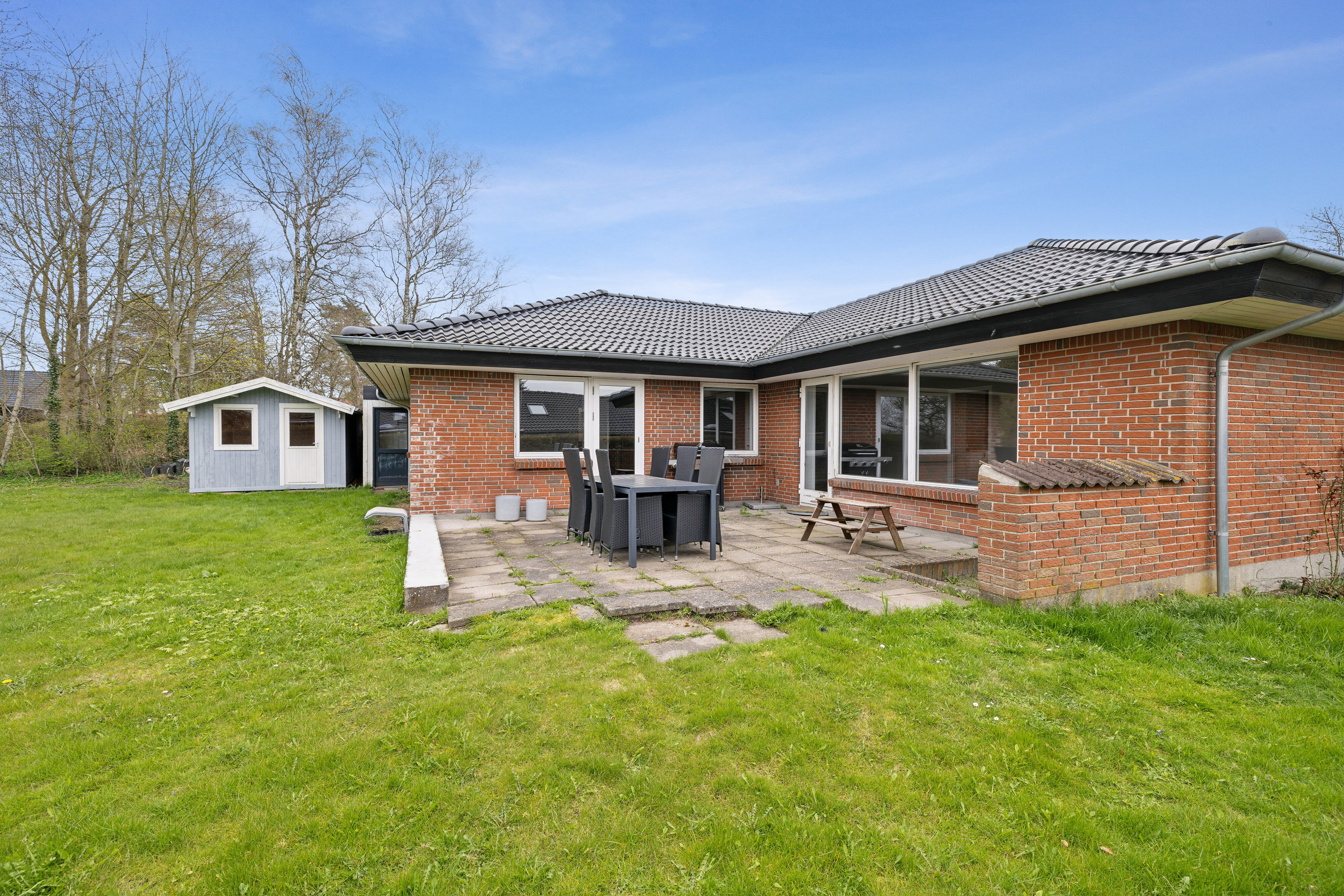 Fremhævet set fra haven billede i fuldskærmstilstand. Billede af Hallingager 36, 5750 Ringe