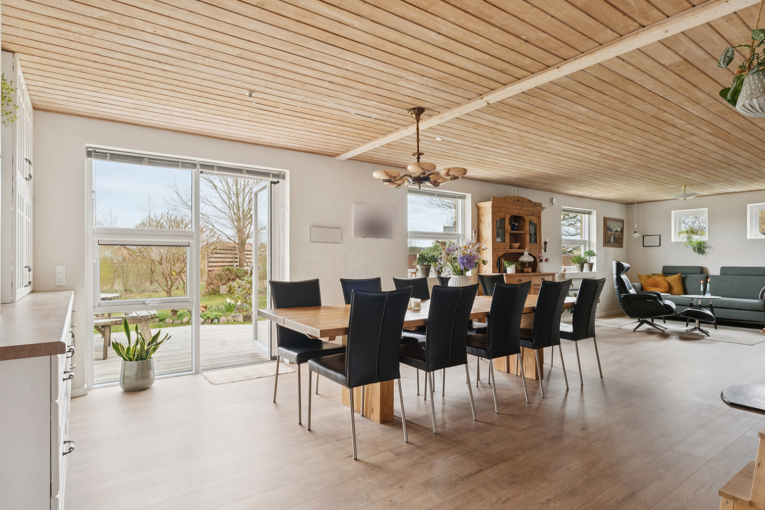 Fremhævet spisestue billede i fuldskærmstilstand. Billede af Krøsbærvej 13, Kølkær, 7400 Herning