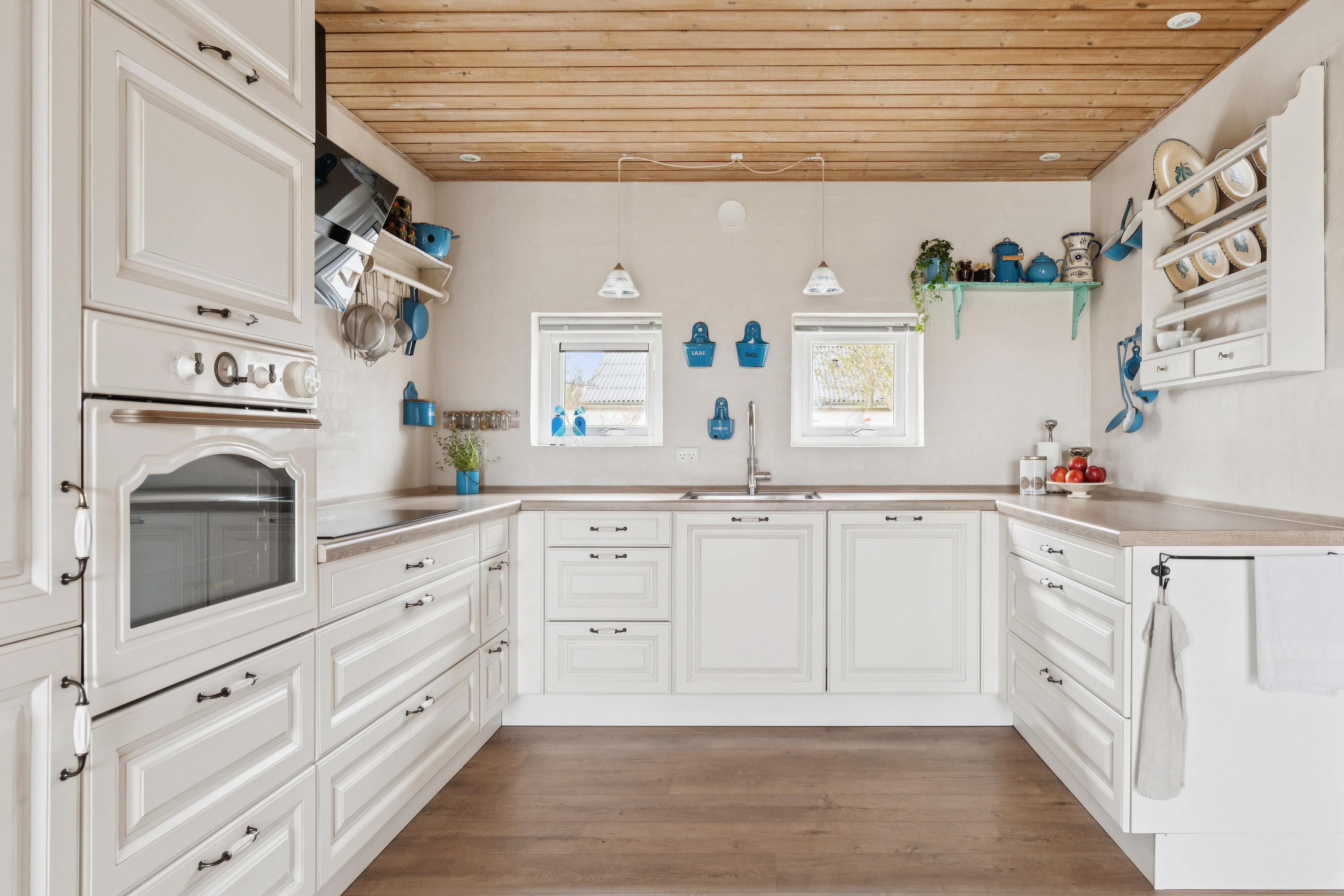 Fremhævet køkken billede i fuldskærmstilstand. Billede af Krøsbærvej 13, Kølkær, 7400 Herning