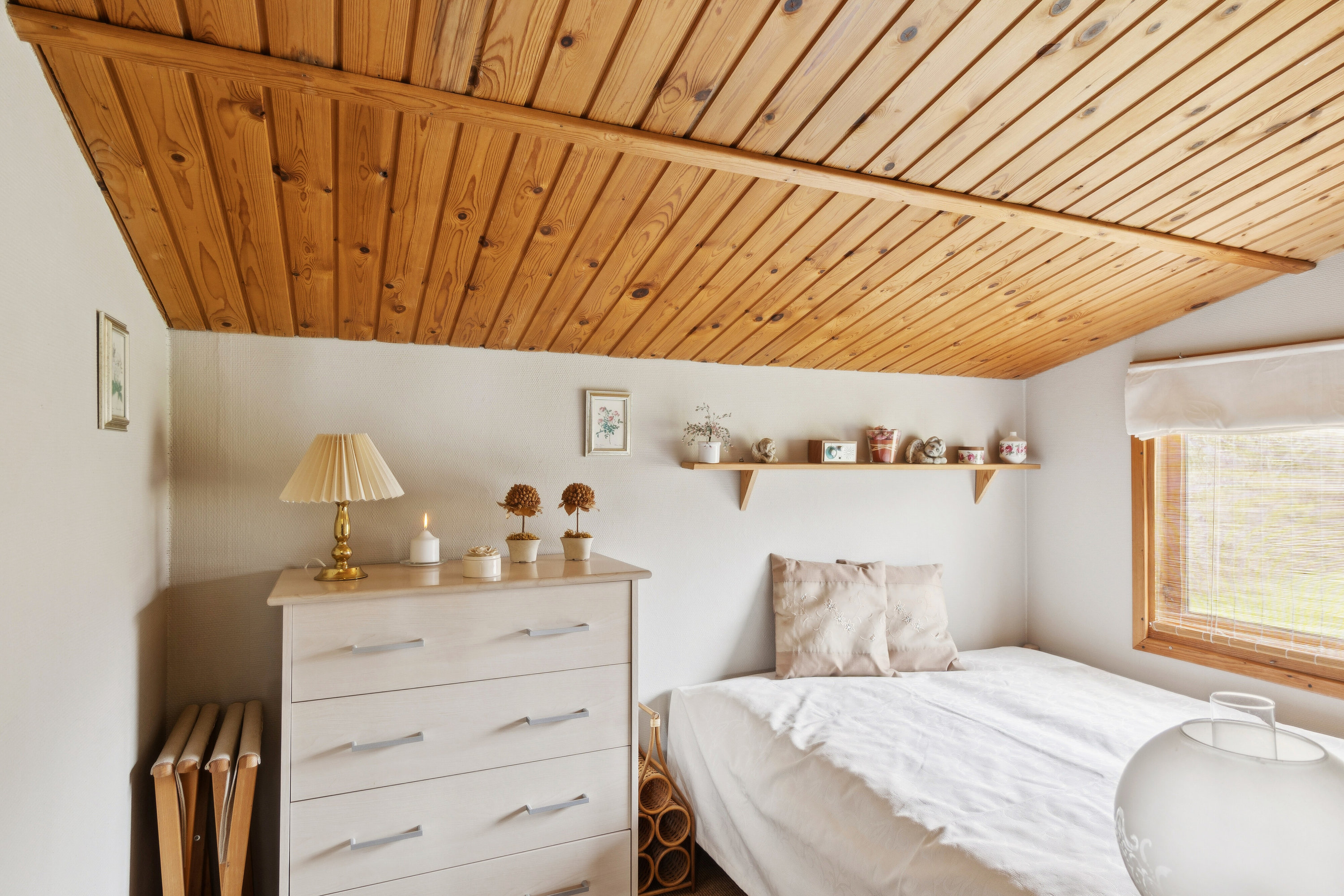 Fremhævet soveværelse billede i fuldskærmstilstand. Billede af Hvidtjørnevej 13, Kaldred, 4593 Eskebjerg