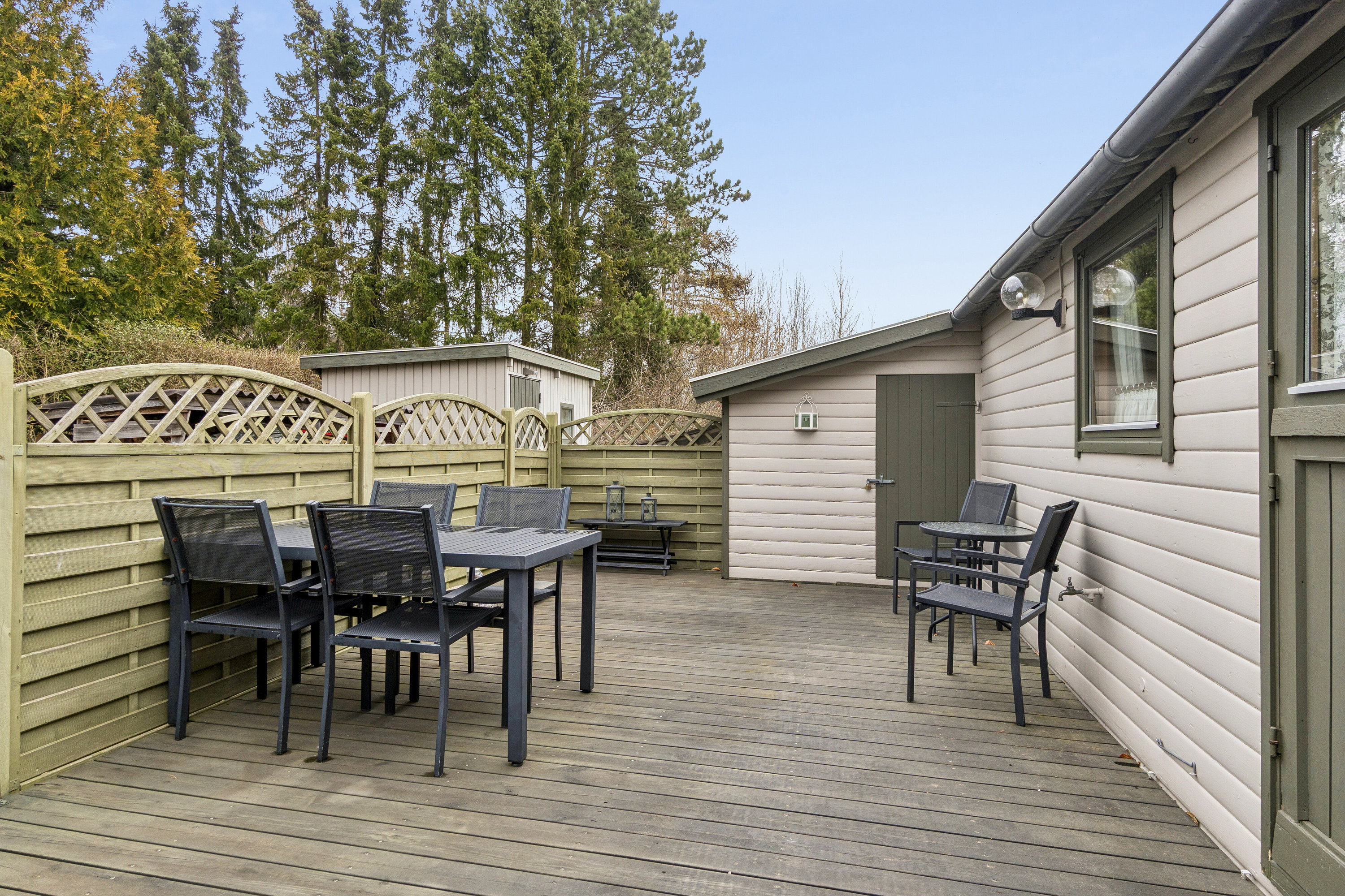 Fremhævet terrasse billede i fuldskærmstilstand. Billede af Hvidtjørnevej 13, Kaldred, 4593 Eskebjerg