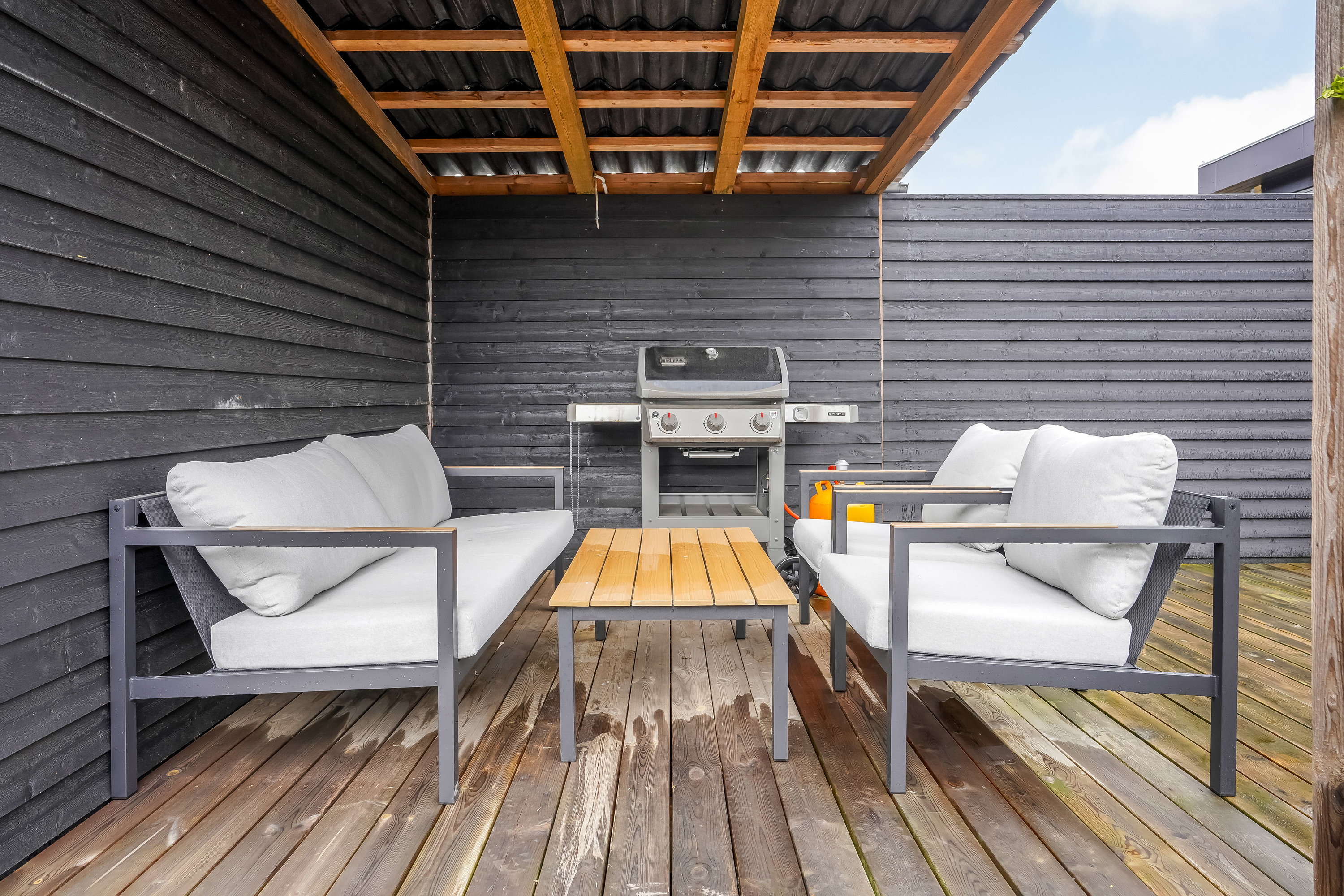 Fremhævet terrasse billede i fuldskærmstilstand. Billede af Hesbjergvænget 42, 5230 Odense M