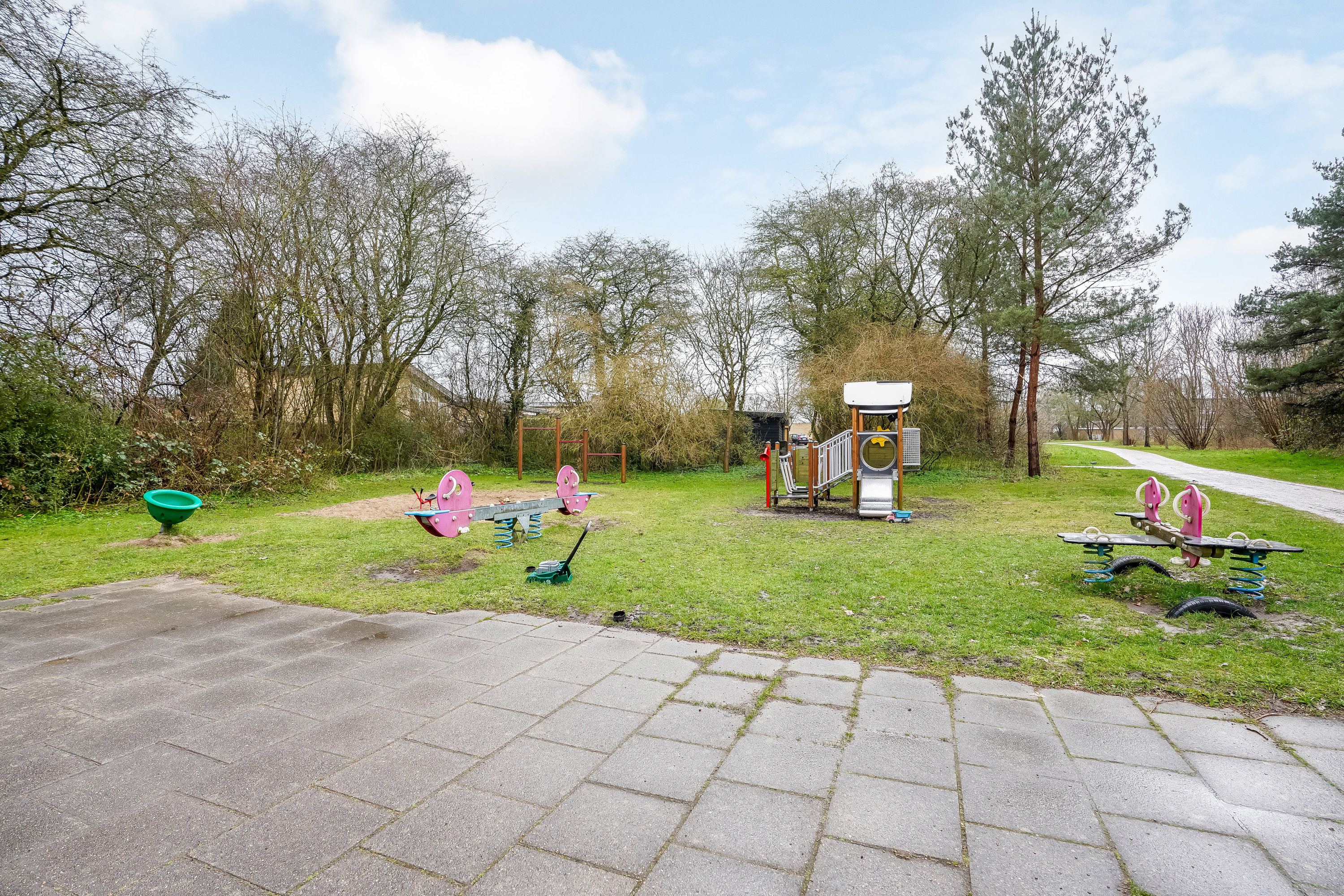 Fremhævet have billede i fuldskærmstilstand. Billede af Hesbjergvænget 42, 5230 Odense M