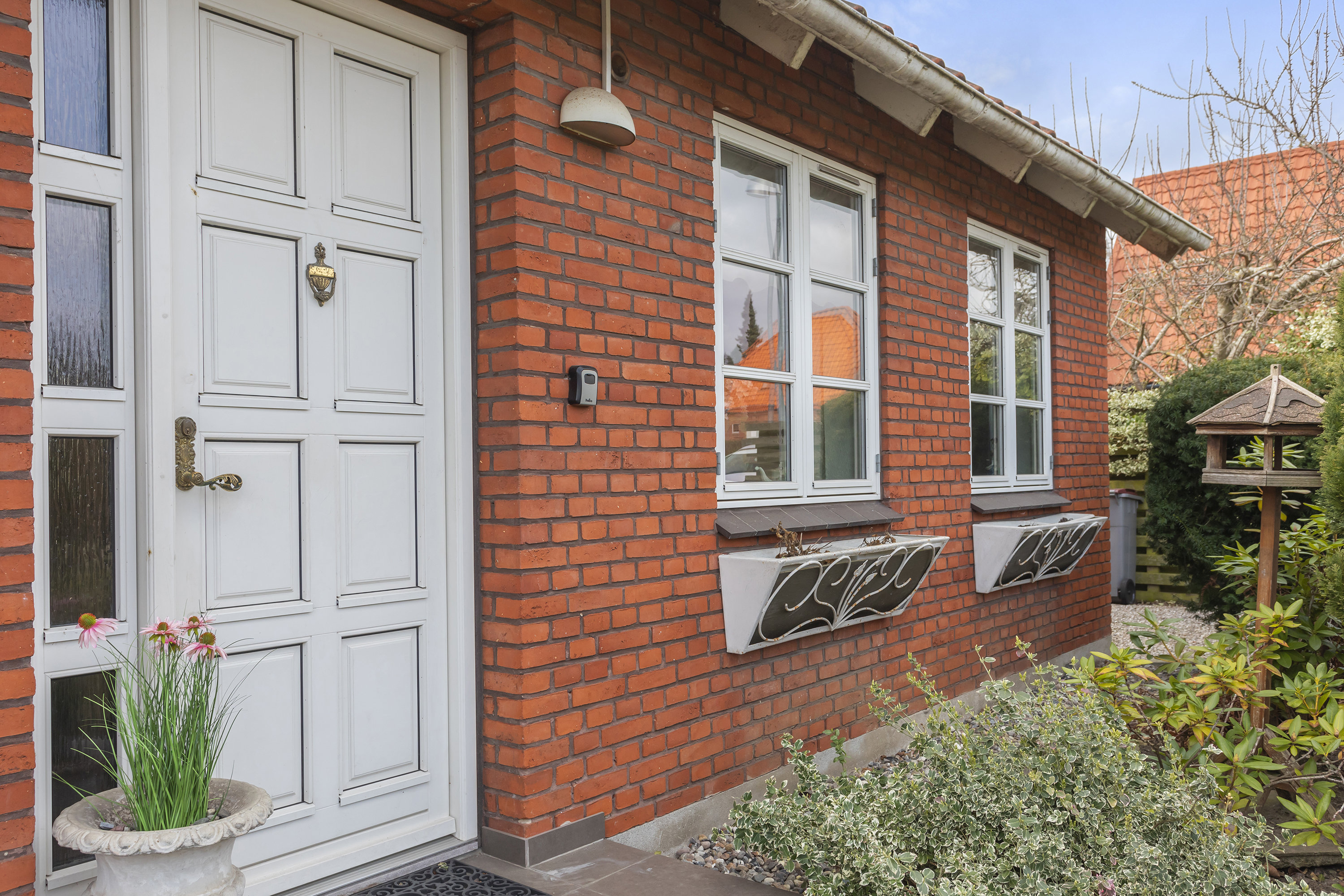 Fremhævet facade billede i fuldskærmstilstand. Billede af Marievej 9, 2740 Skovlunde