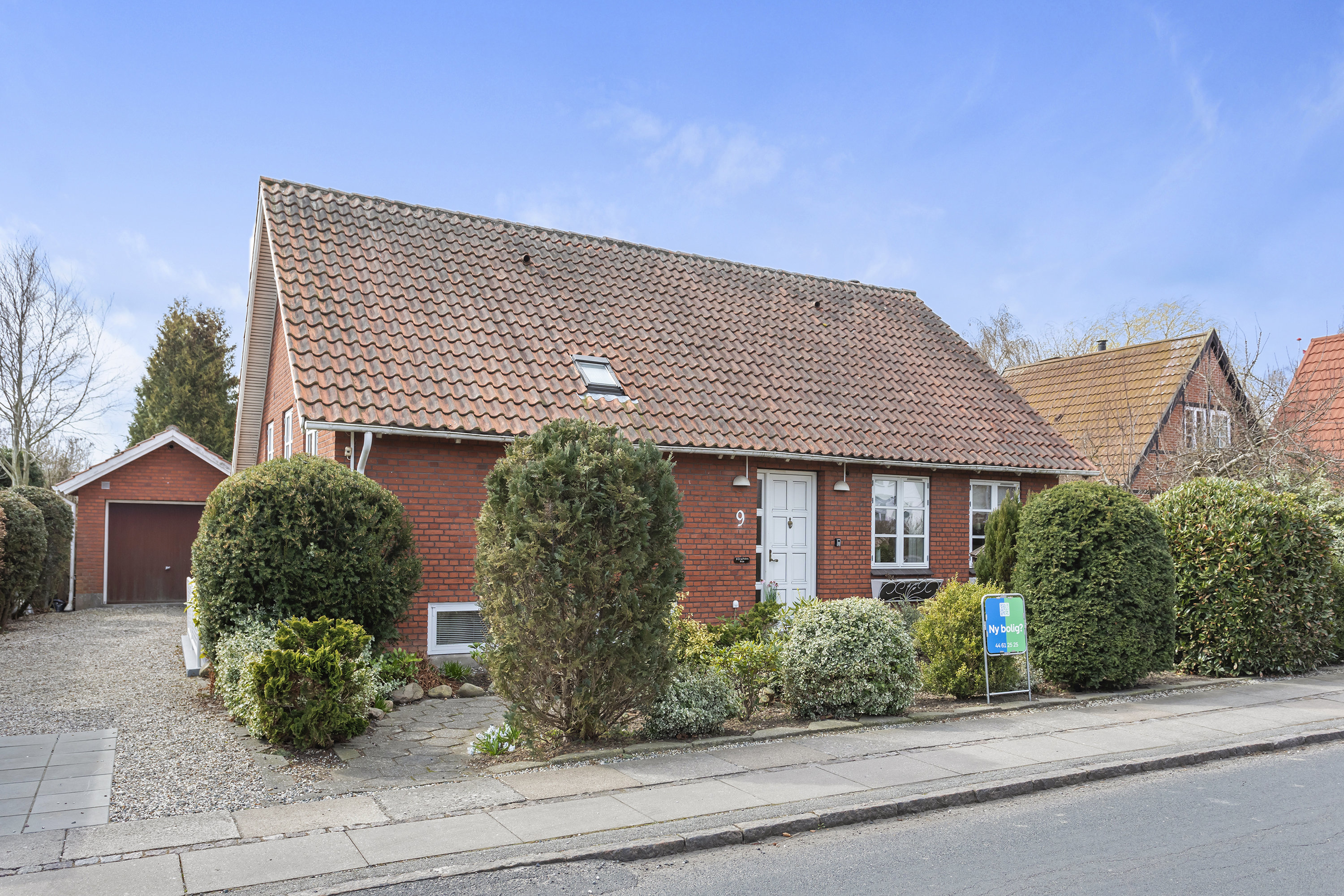 Fremhævet facade billede i fuldskærmstilstand. Billede af Marievej 9, 2740 Skovlunde