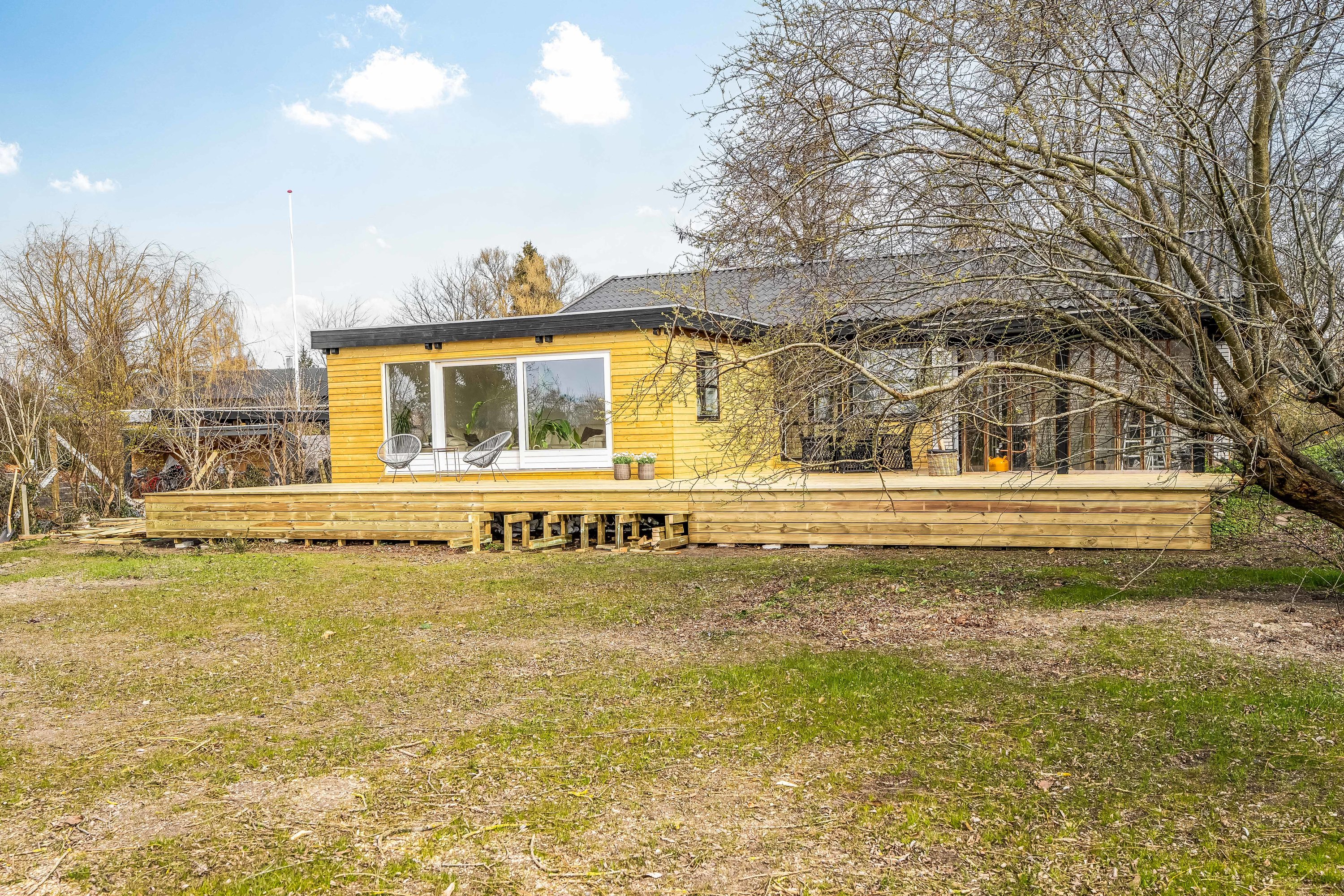 Fremhævet facade billede i fuldskærmstilstand. Billede af Holmemosen 15, Annisse, 3200 Helsinge