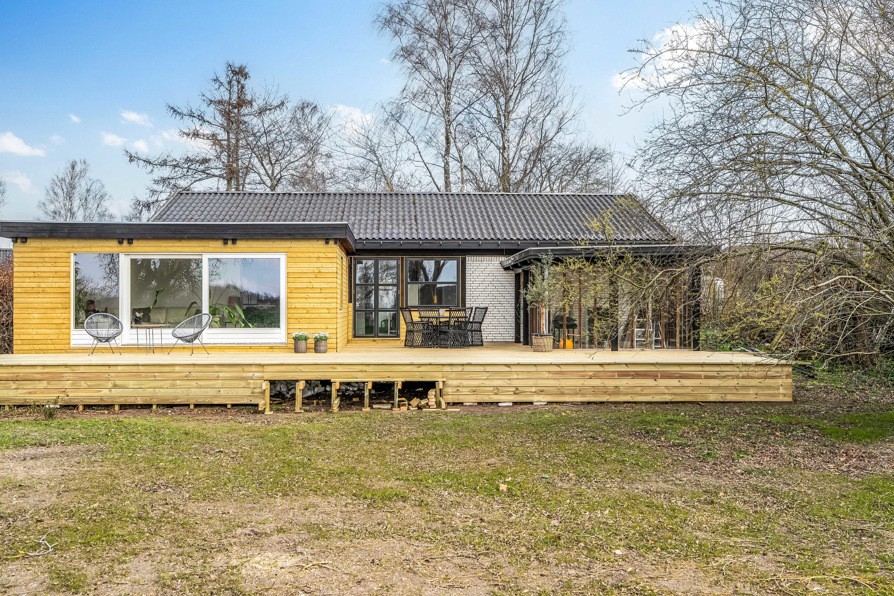 Fremhævet facade billede i fuldskærmstilstand. Billede af Holmemosen 15, Annisse, 3200 Helsinge