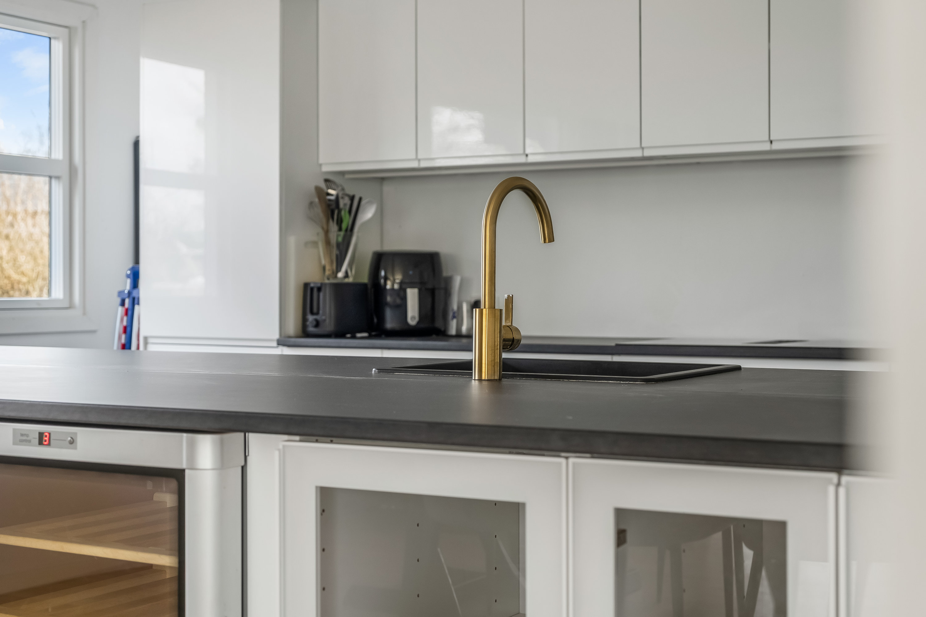 Fremhævet køkken billede i fuldskærmstilstand. Billede af Holmemosen 15, Annisse, 3200 Helsinge