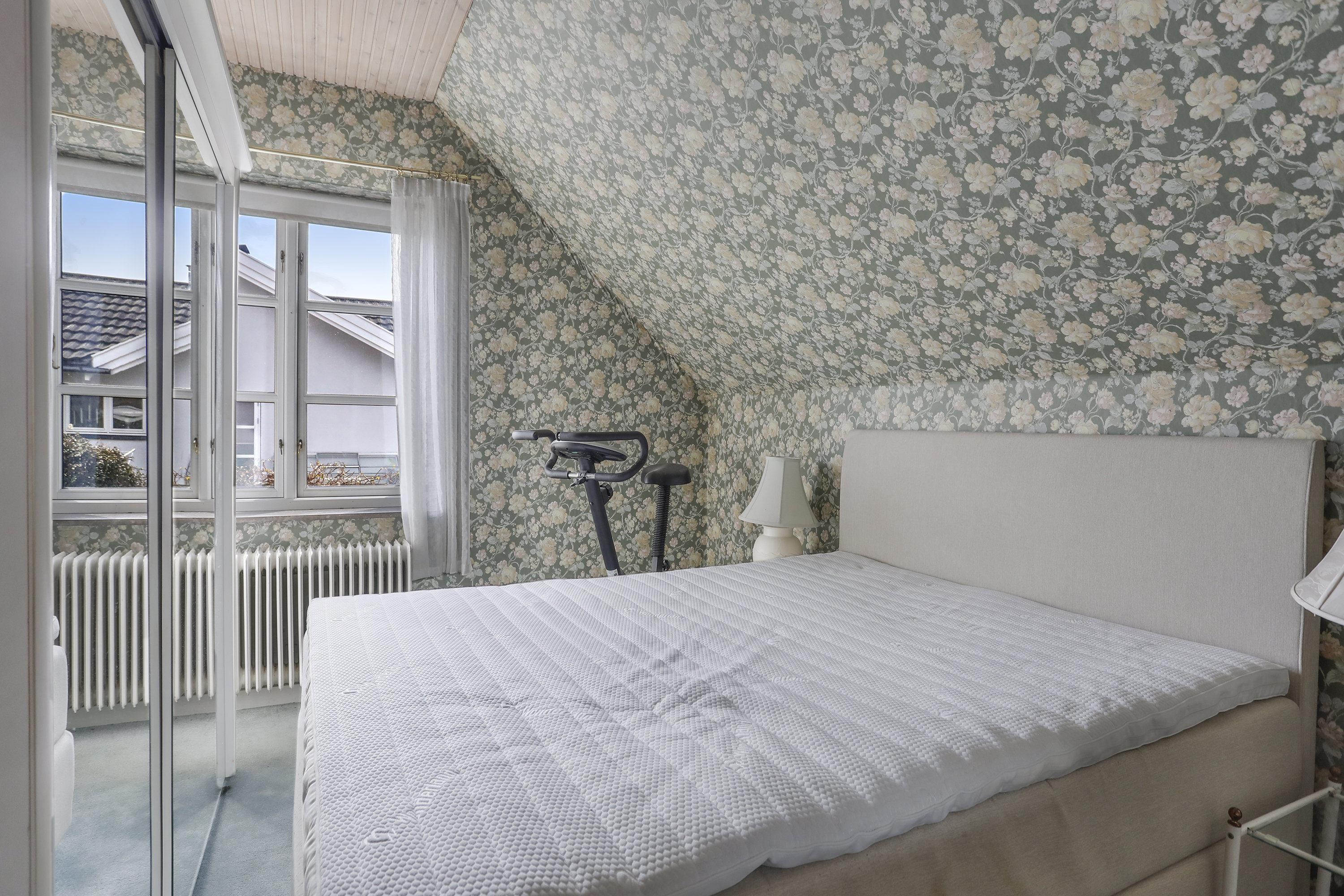 Fremhævet soveværelse billede i fuldskærmstilstand. Billede af Marievej 9, 2740 Skovlunde