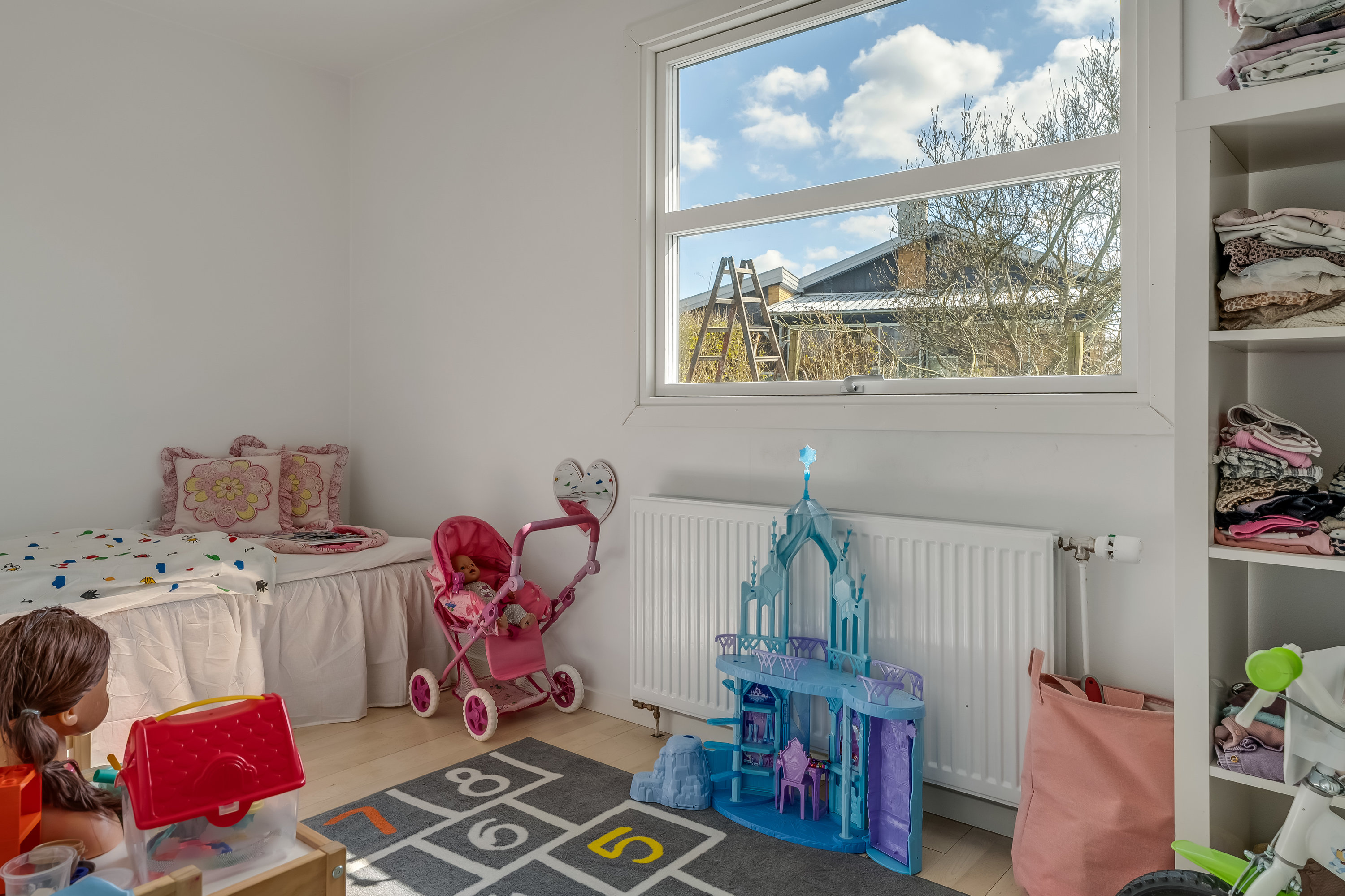 Fremhævet værelse billede i fuldskærmstilstand. Billede af Holmemosen 15, Annisse, 3200 Helsinge