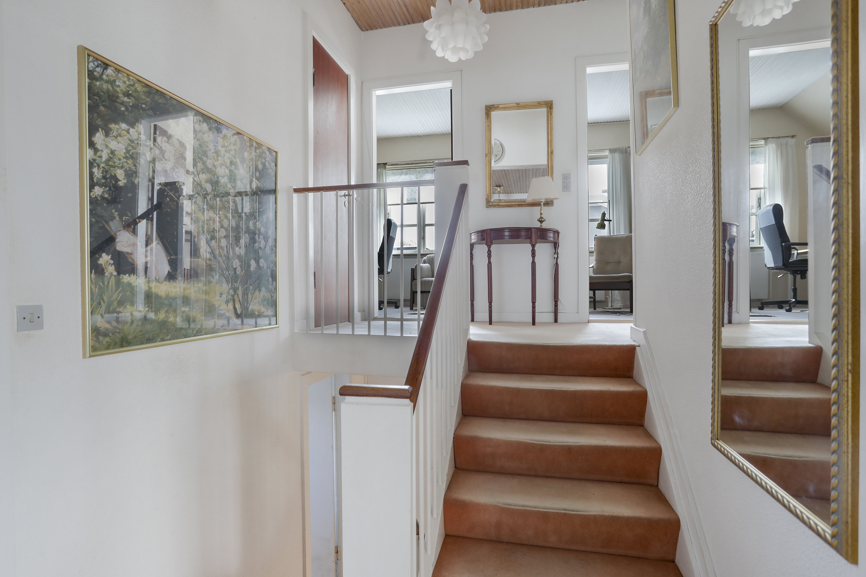 Fremhævet trappe billede i fuldskærmstilstand. Billede af Marievej 9, 2740 Skovlunde