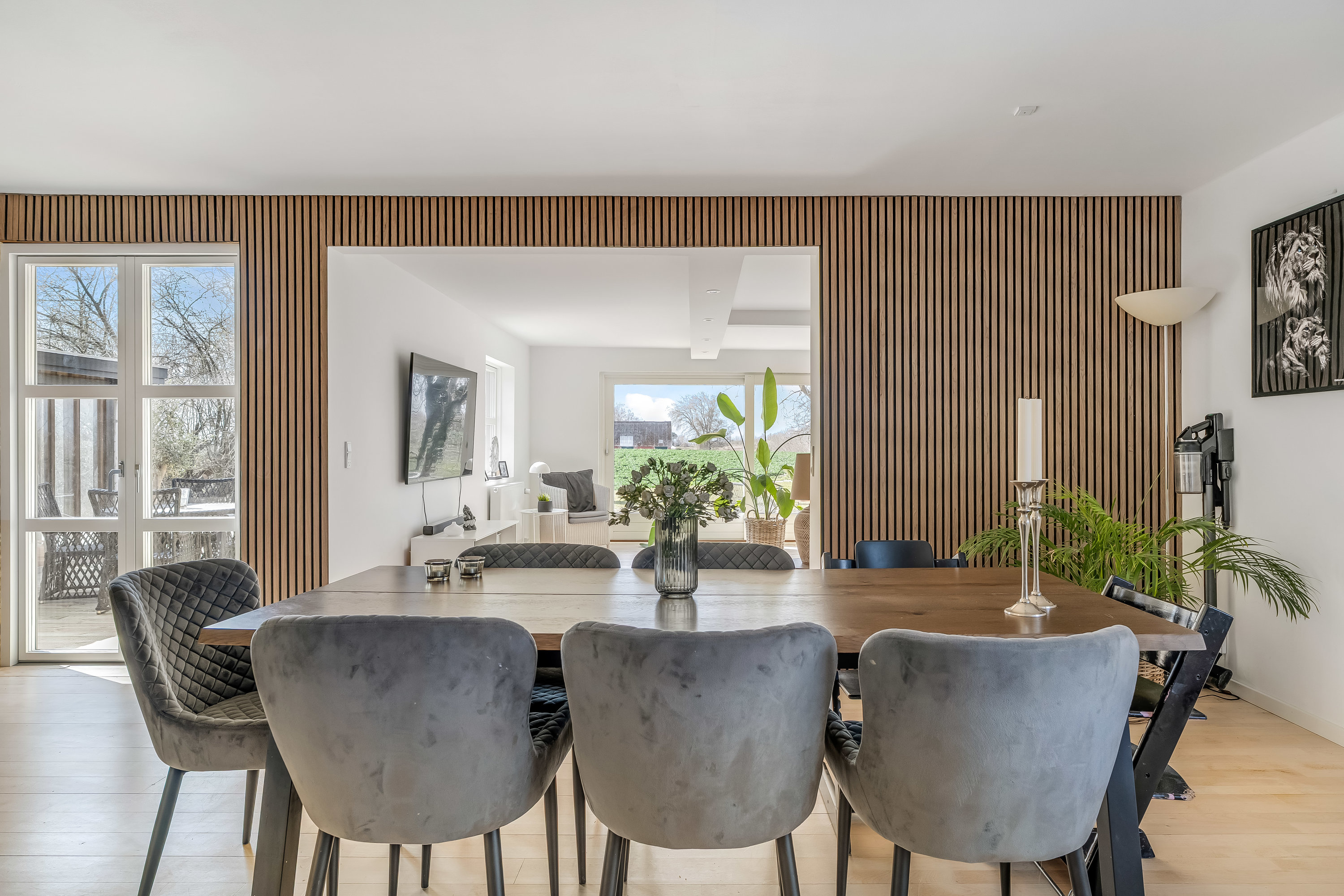 Fremhævet stue billede i fuldskærmstilstand. Billede af Holmemosen 15, Annisse, 3200 Helsinge