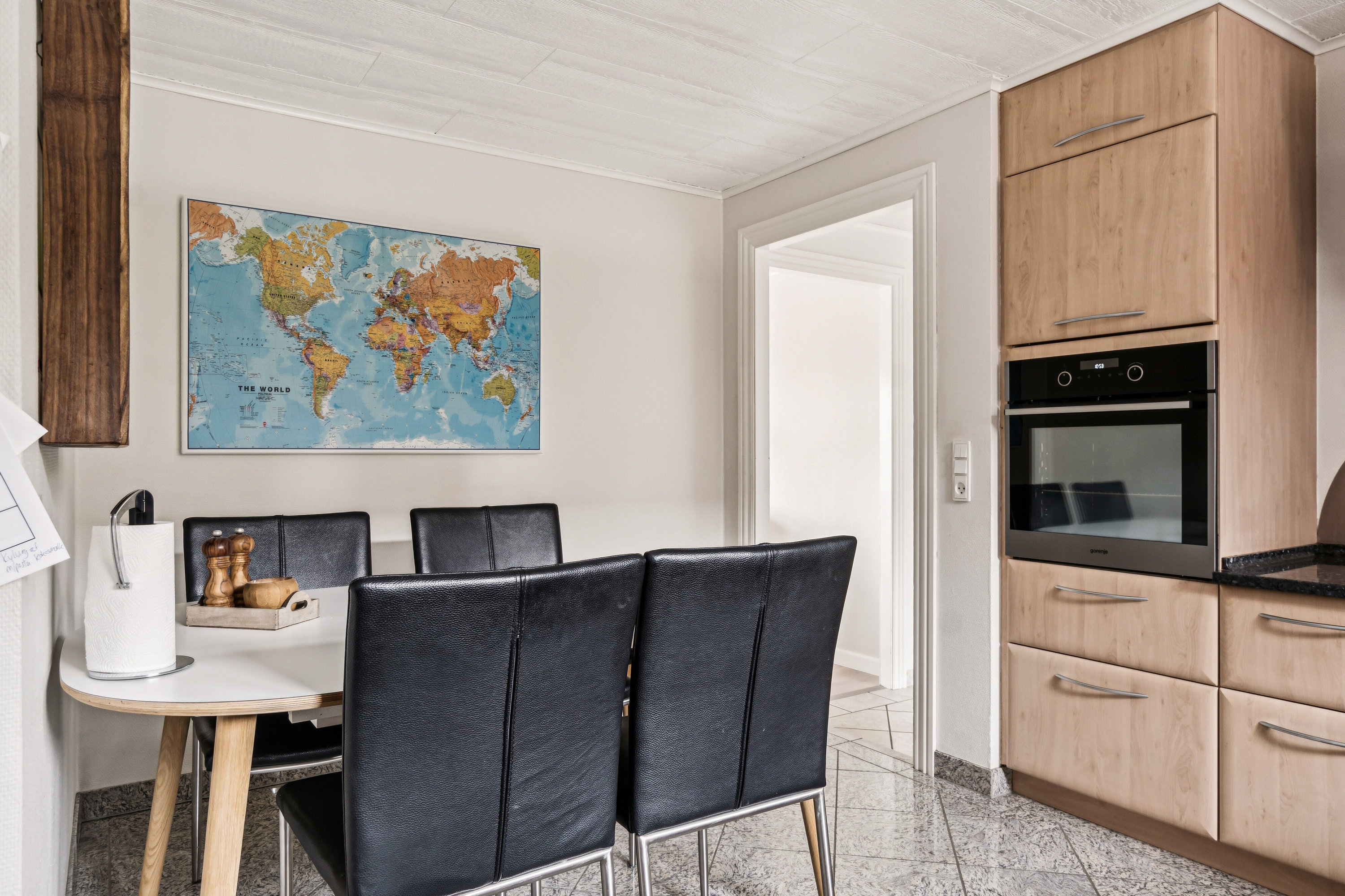 Fremhævet spisestue billede i fuldskærmstilstand. Billede af Kastanievej 2, 4773 Stensved