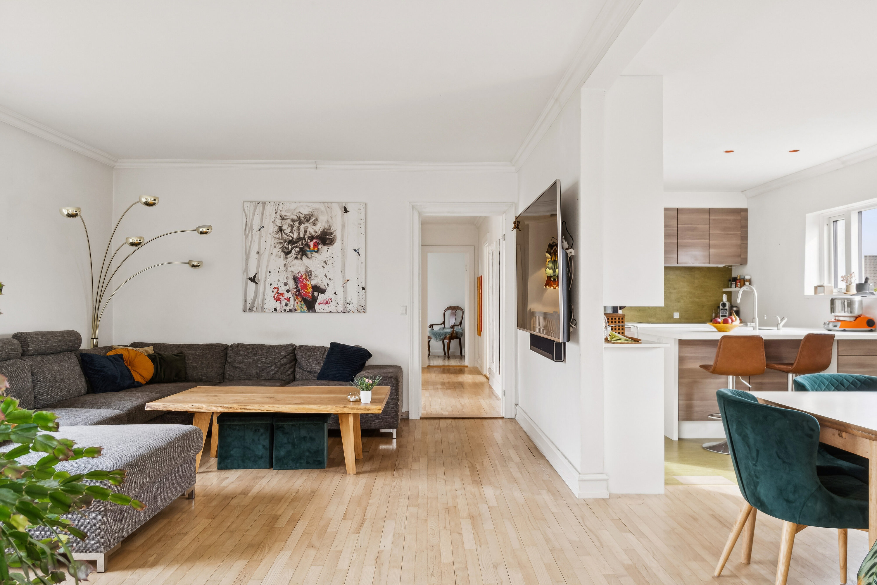 Fremhævet stue billede i fuldskærmstilstand. Billede af Henry Heerups Vej 21, 2610 Rødovre