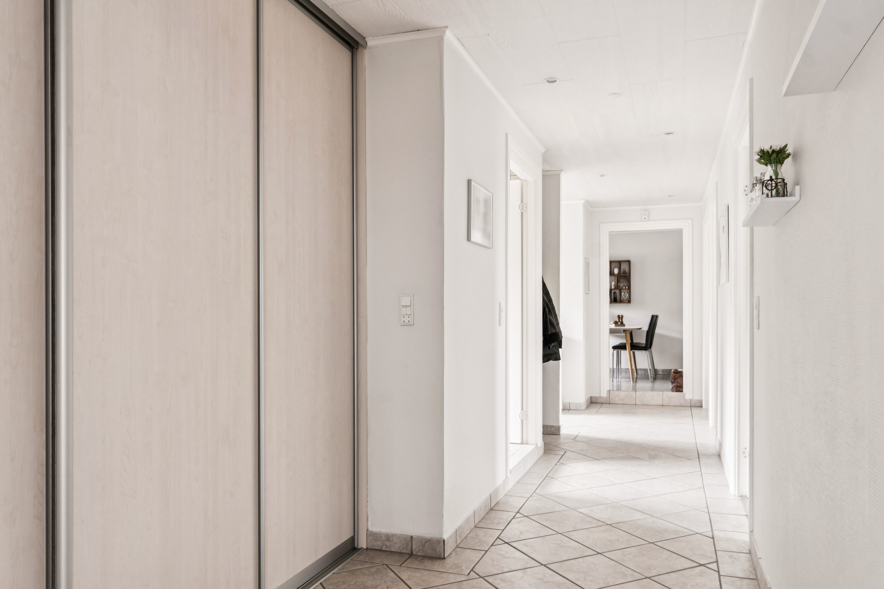 Fremhævet gang billede i fuldskærmstilstand. Billede af Kastanievej 2, 4773 Stensved