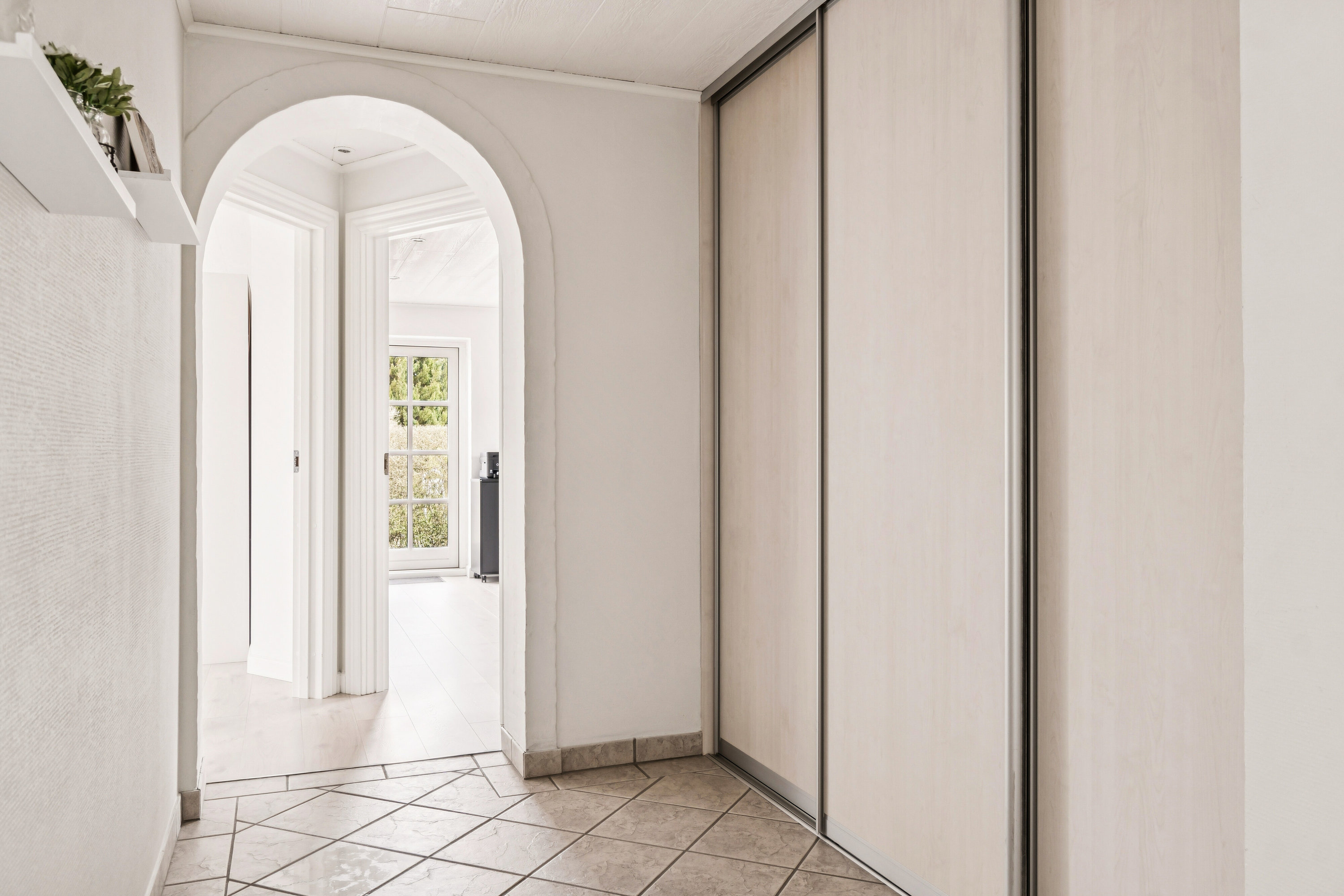 Fremhævet gang billede i fuldskærmstilstand. Billede af Kastanievej 2, 4773 Stensved