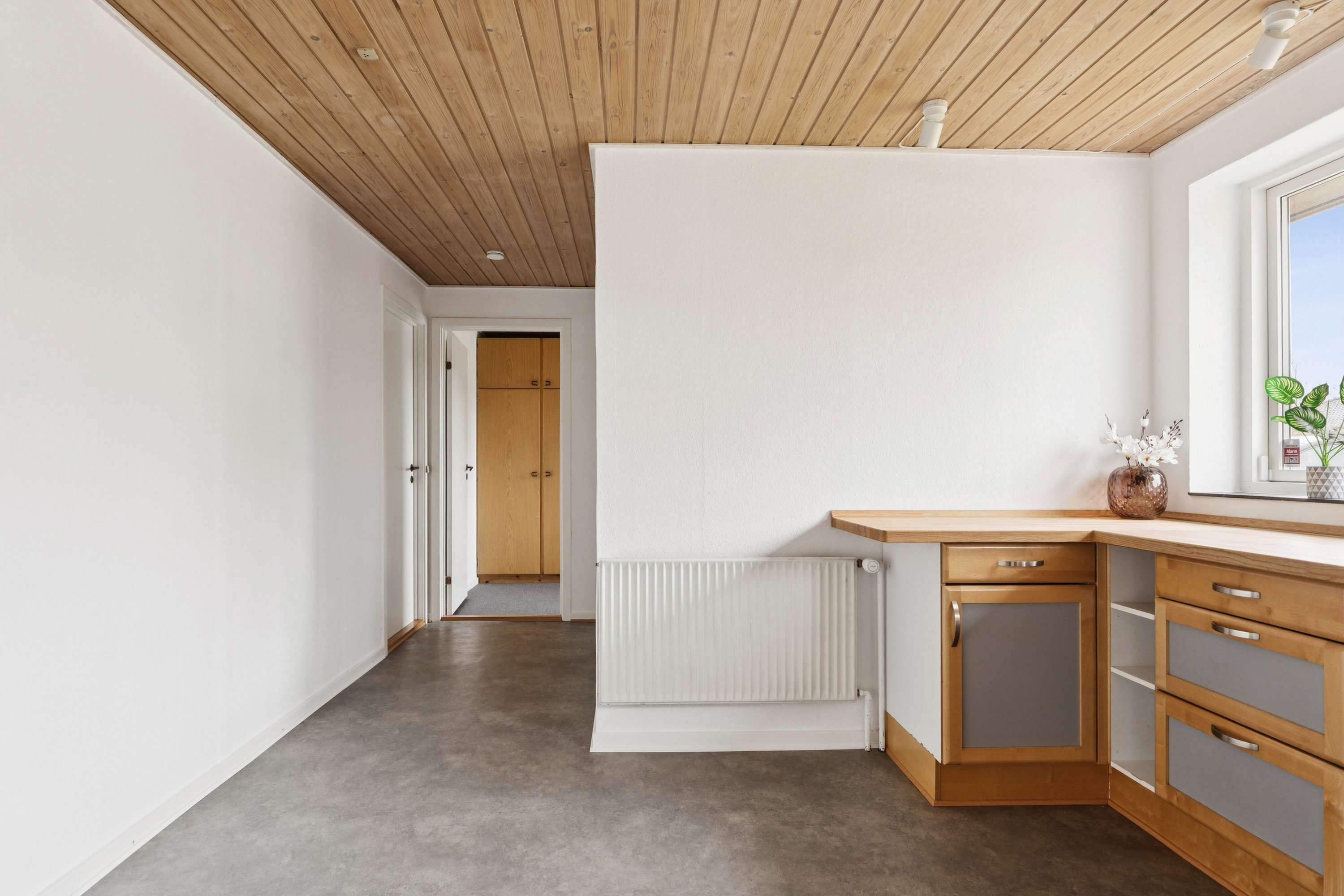 Fremhævet køkken billede i fuldskærmstilstand. Billede af Tørrepladsen 27, Thorning, 8620 Kjellerup