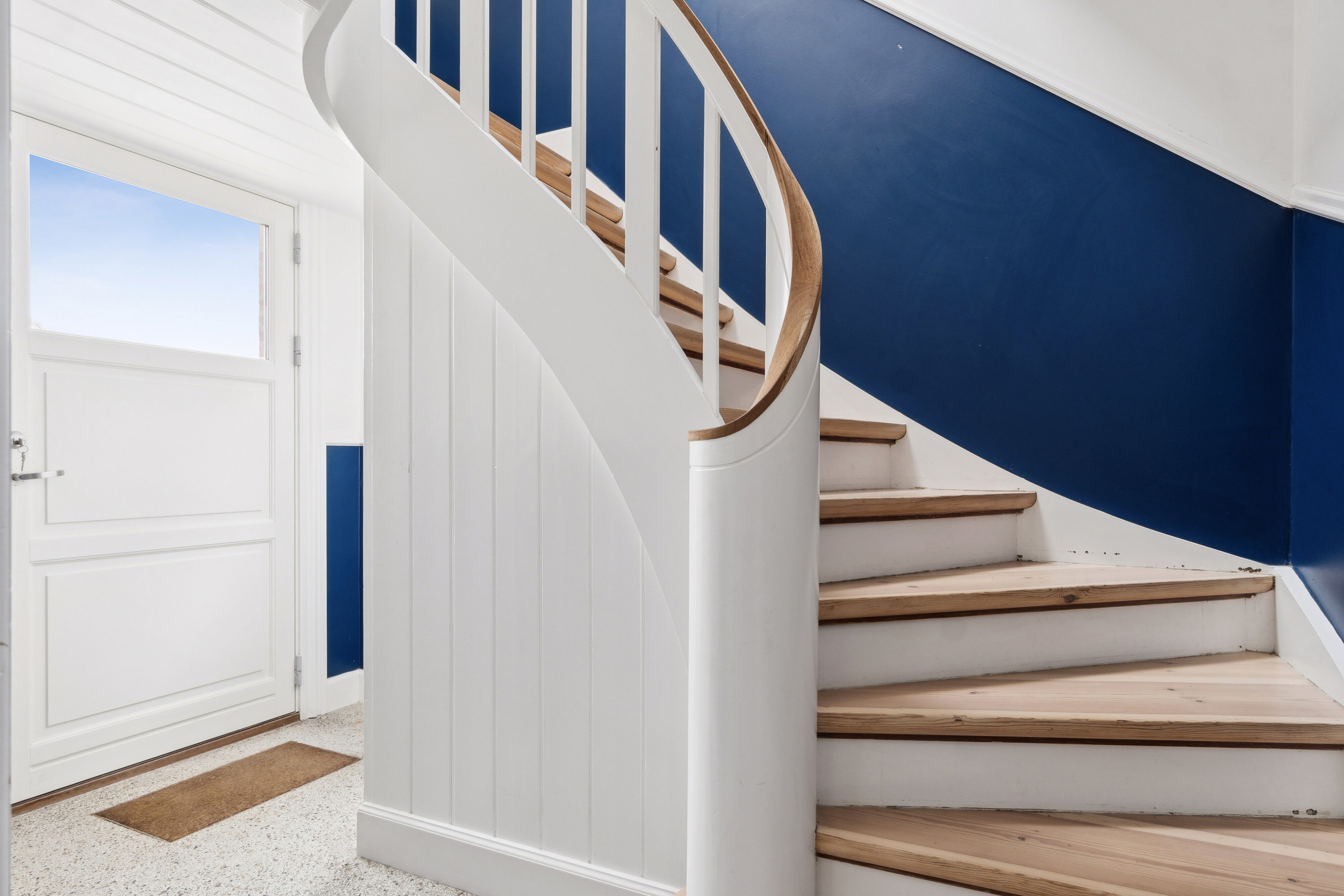 Fremhævet trappe billede i fuldskærmstilstand. Billede af Mariendals Alle 23, 4200 Slagelse