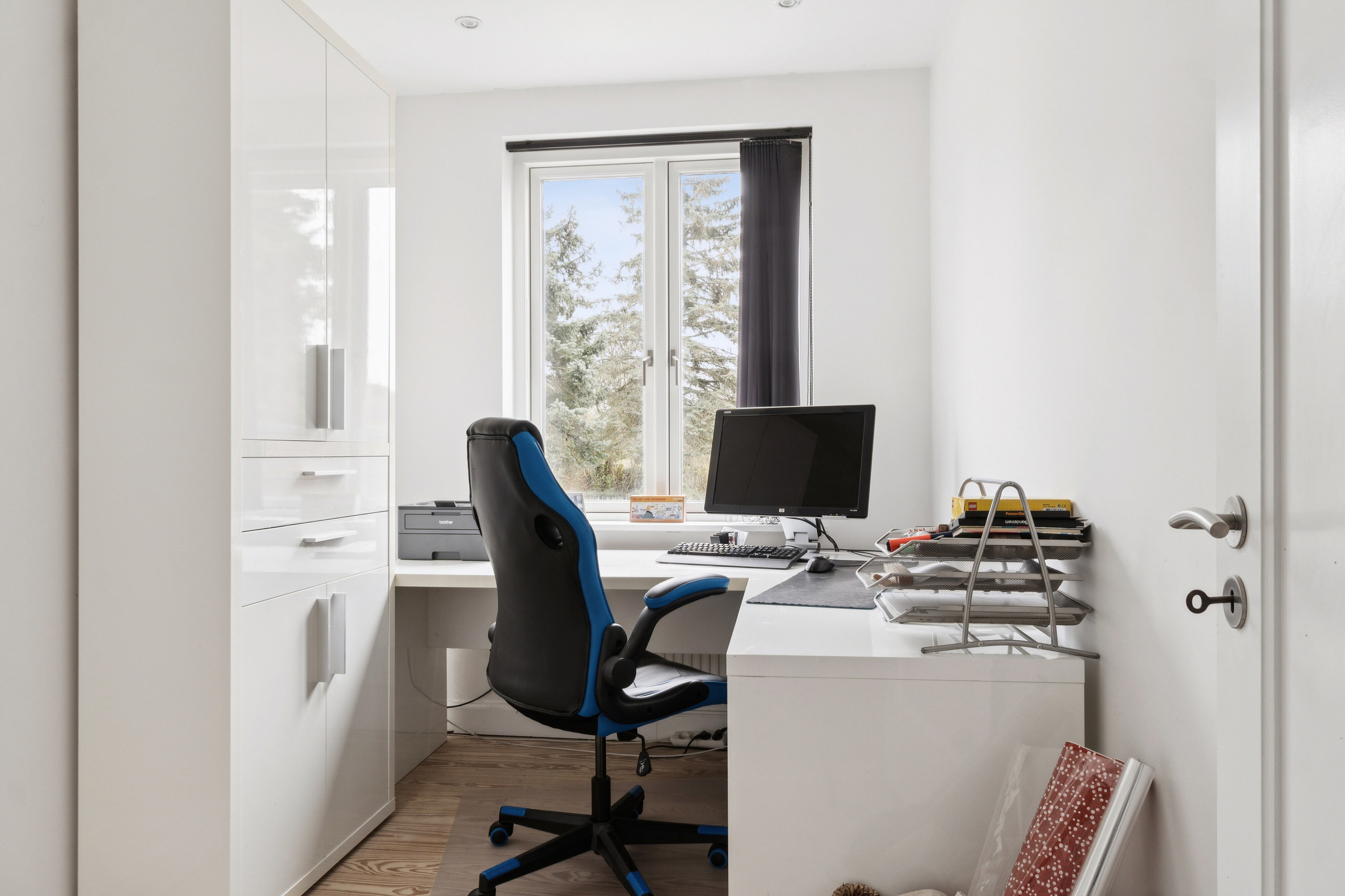 Fremhævet arbejdsværelse billede i fuldskærmstilstand. Billede af Mariendals Alle 23, 4200 Slagelse