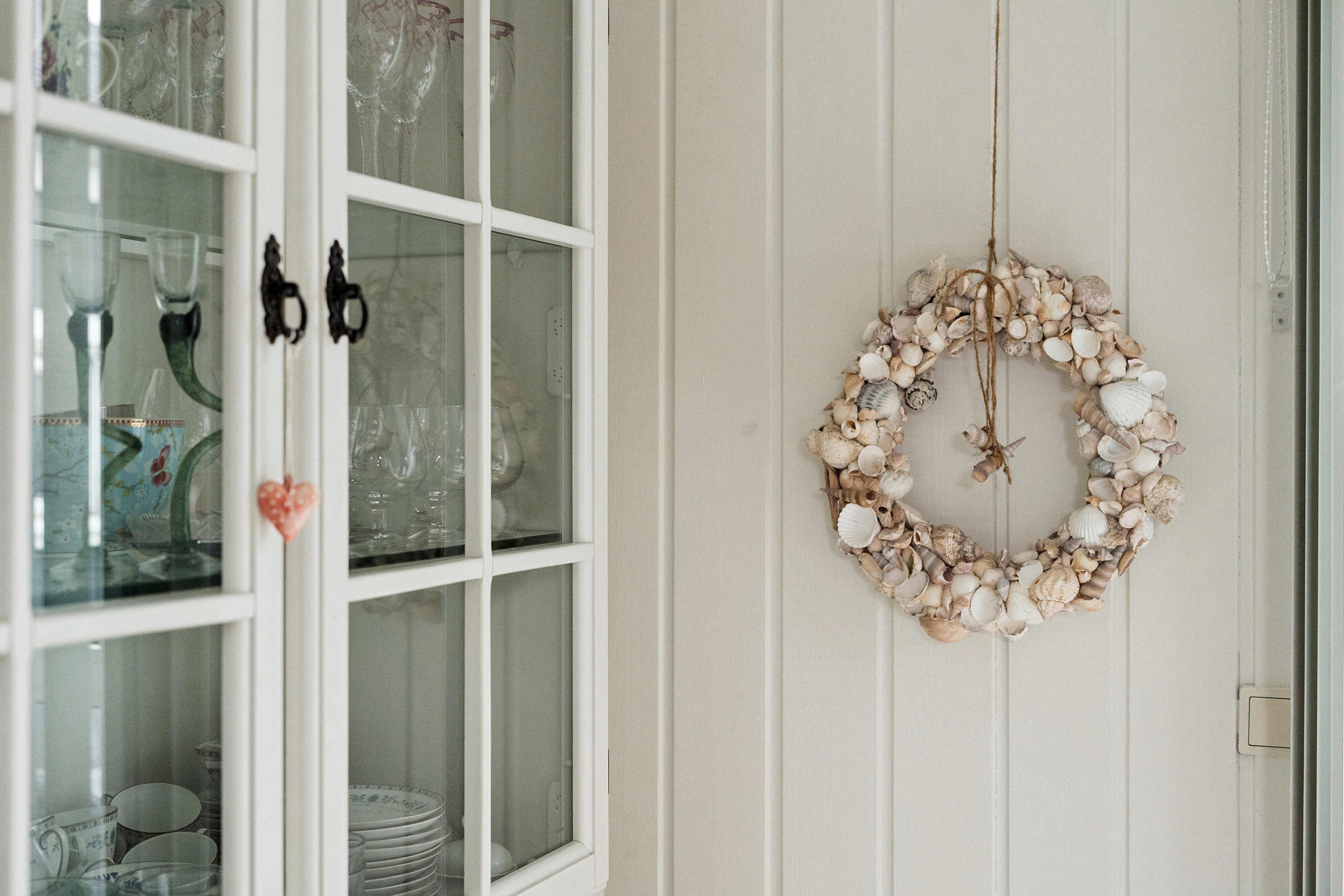 Fremhævet indendørs billede i fuldskærmstilstand. Billede af Rønnebærvej 11, Lønstrup, 9800 Hjørring