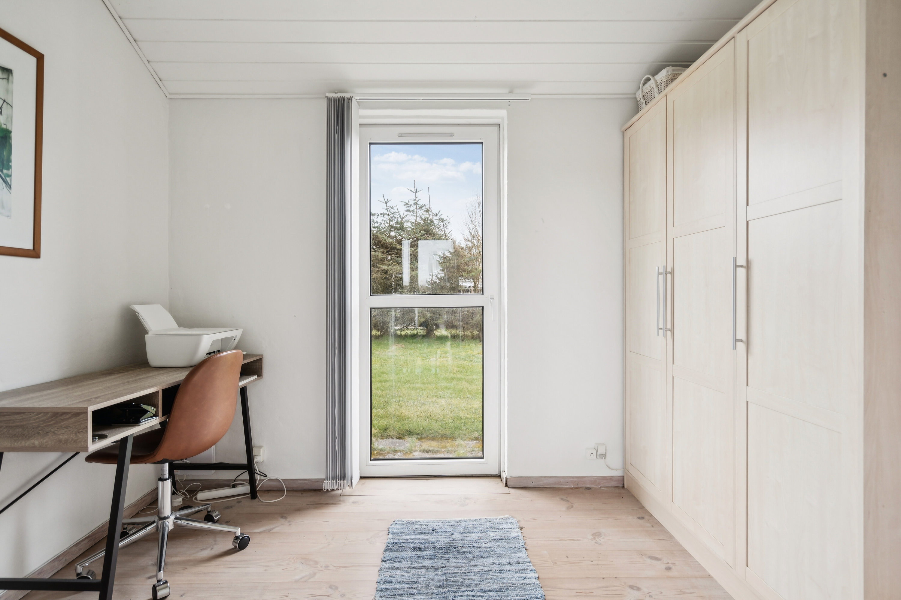 Fremhævet arbejdsværelse billede i fuldskærmstilstand. Billede af Rønnebærvej 11, Lønstrup, 9800 Hjørring