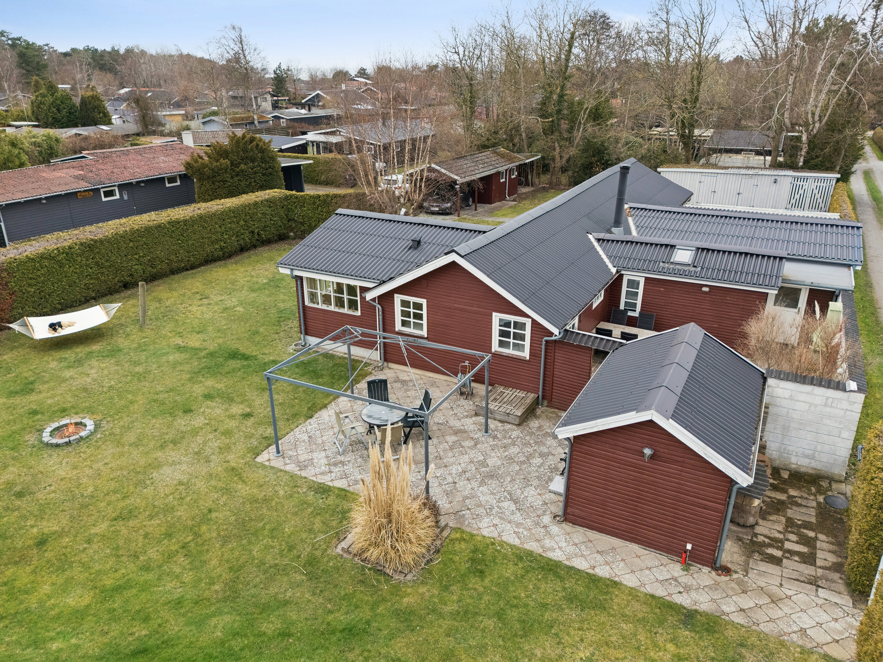 Fremhævet udsigt fra toppen billede i fuldskærmstilstand. Billede af Fyrrestien Vest 4, Bjerge Sydstrand, 4480 Store Fuglede