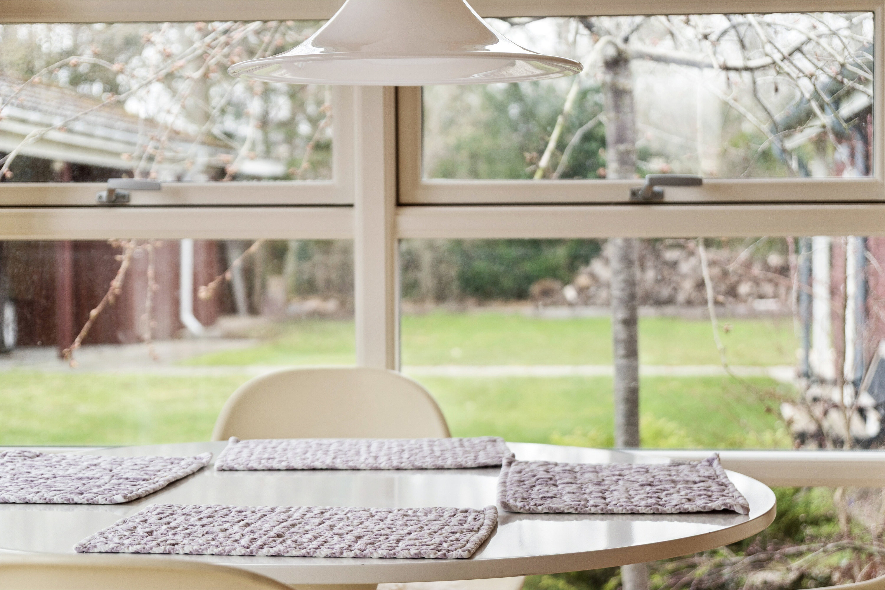 Fremhævet spisestue billede i fuldskærmstilstand. Billede af Fyrrestien Vest 4, Bjerge Sydstrand, 4480 Store Fuglede