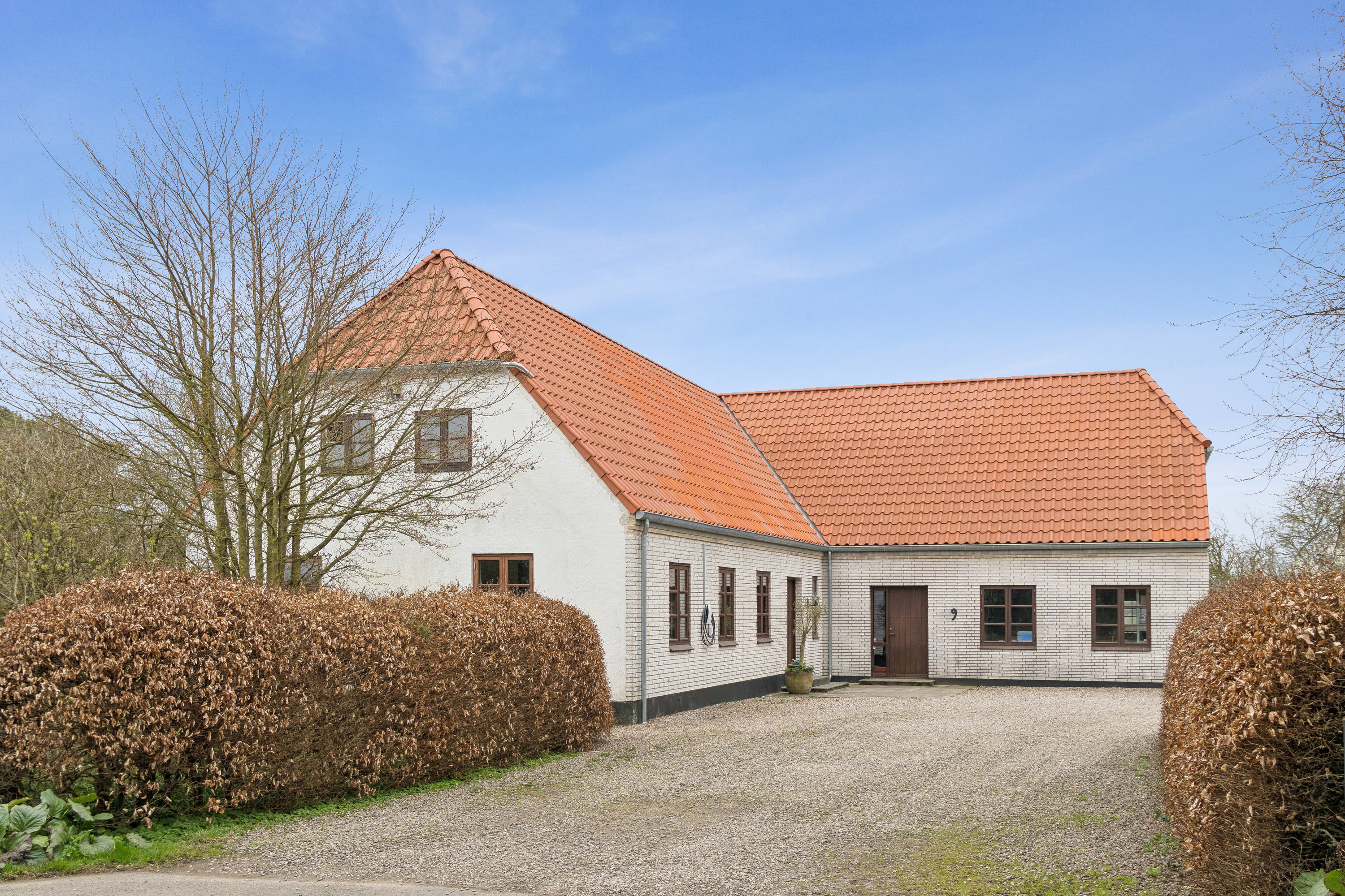 Fremhævet set fra vejen billede i fuldskærmstilstand. Billede af Fjellebrovej 9, Herringe, 5750 Ringe