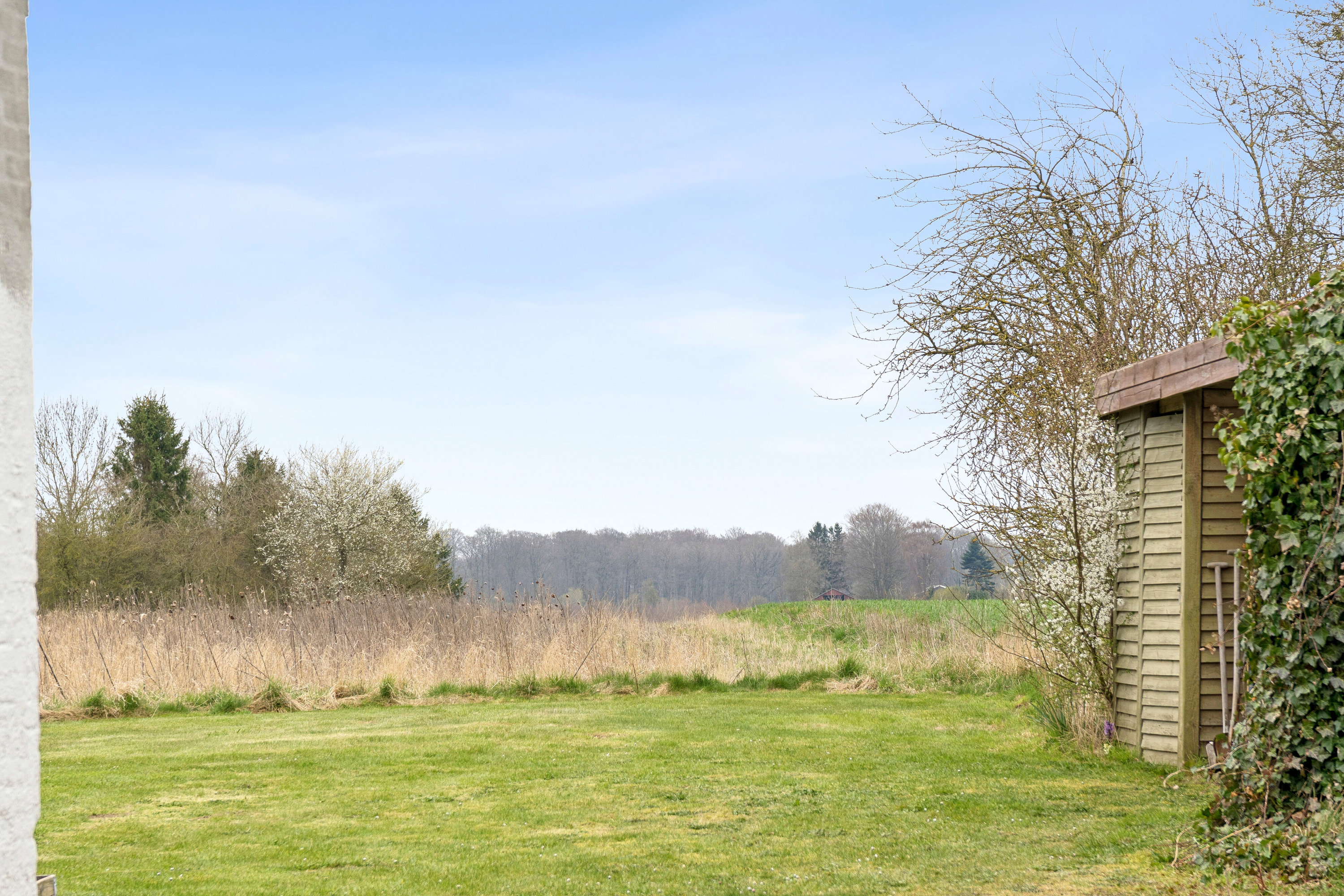 Fremhævet set fra haven billede i fuldskærmstilstand. Billede af Fjellebrovej 9, Herringe, 5750 Ringe