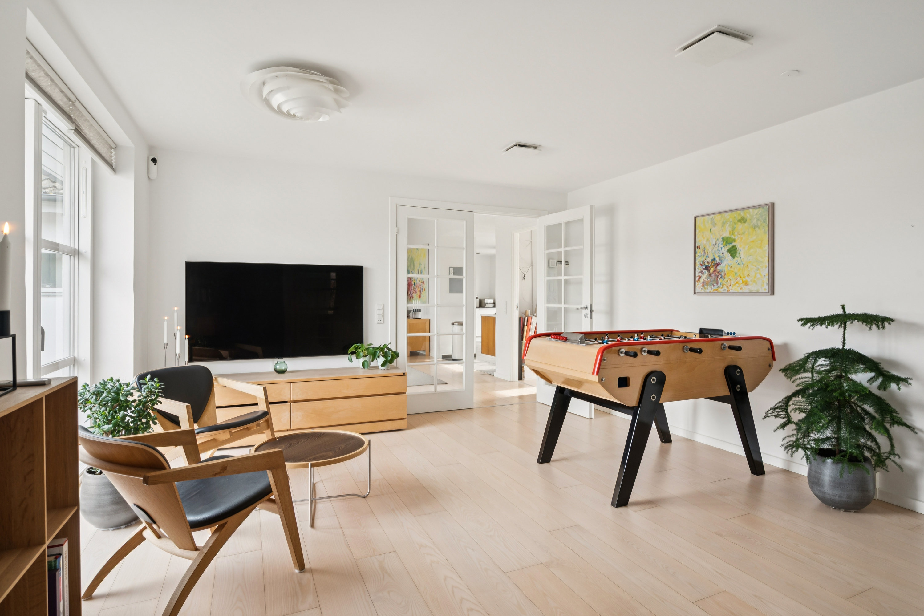 Fremhævet stue billede i fuldskærmstilstand. Billede af Præstevangen 2, Søften, 8382 Hinnerup