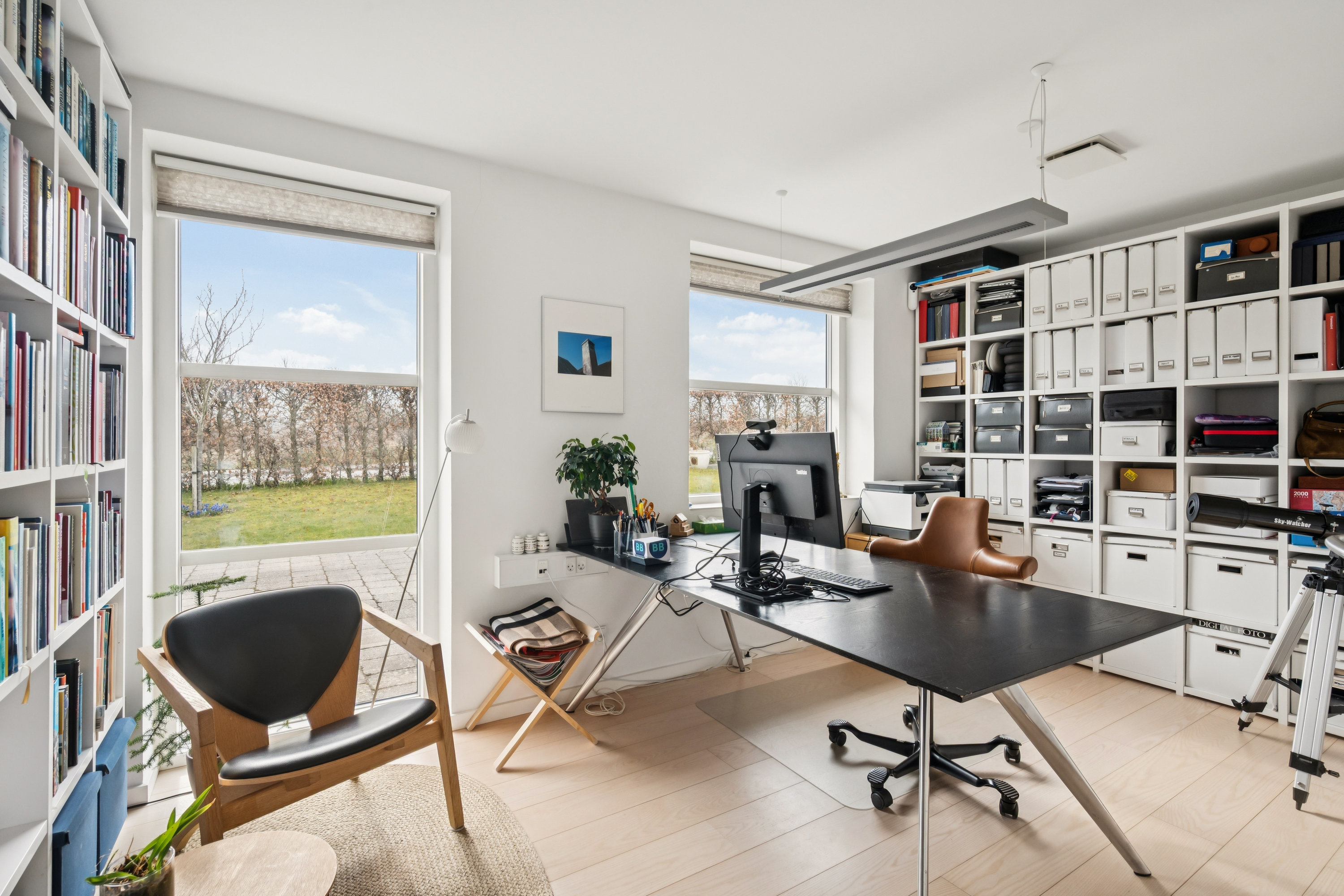 Fremhævet stue billede i fuldskærmstilstand. Billede af Præstevangen 2, Søften, 8382 Hinnerup