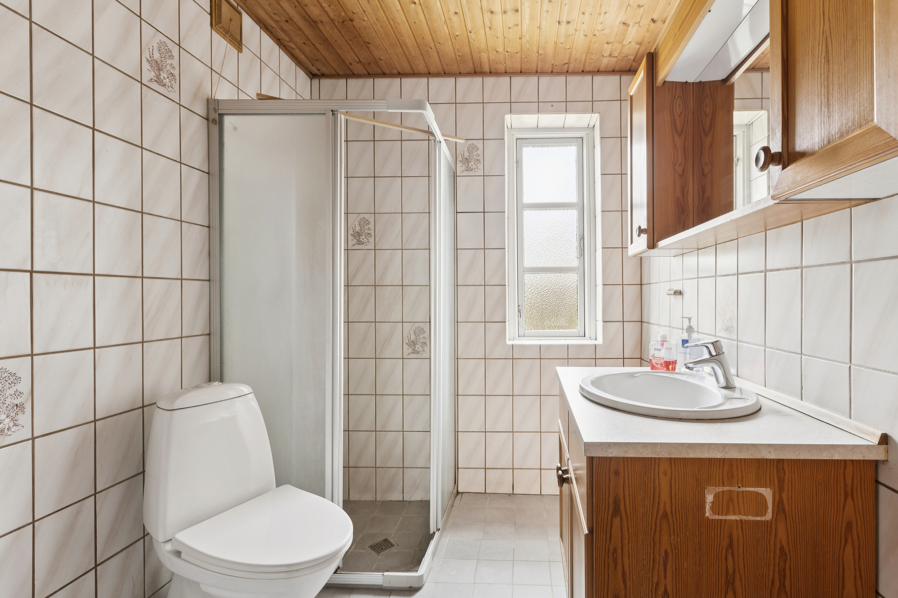 Fremhævet badeværelse billede i fuldskærmstilstand. Billede af Sanderhusvej 6, Freerslev, 4690 Haslev