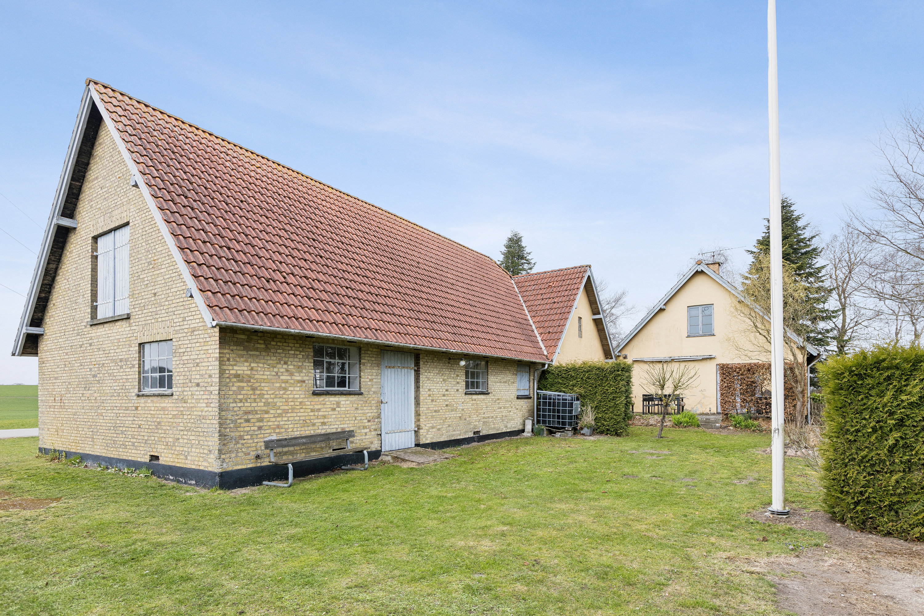 Fremhævet set fra vejen billede i fuldskærmstilstand. Billede af Sanderhusvej 6, Freerslev, 4690 Haslev