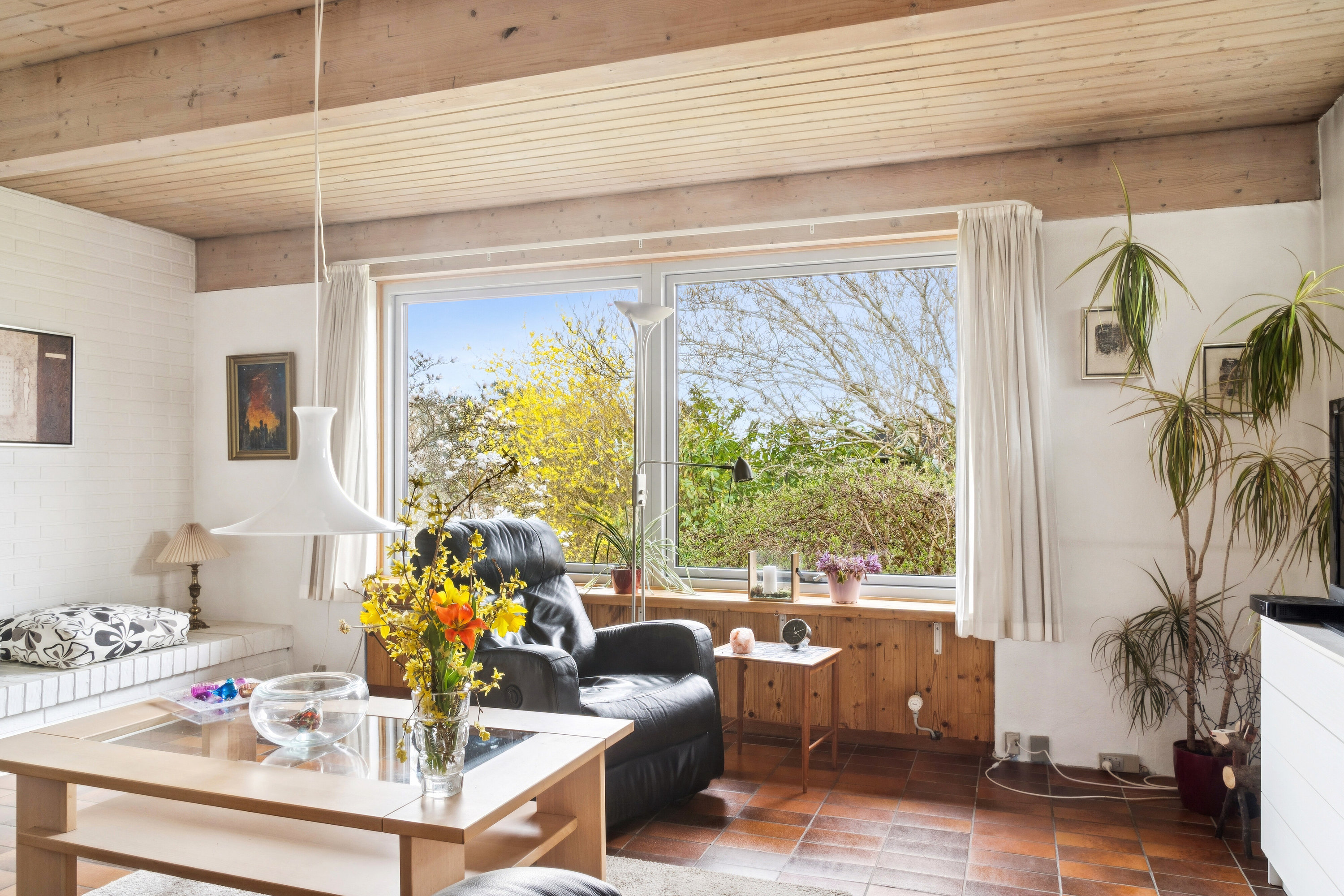 Fremhævet stue billede i fuldskærmstilstand. Billede af Forsythiavej 12, 8270 Højbjerg