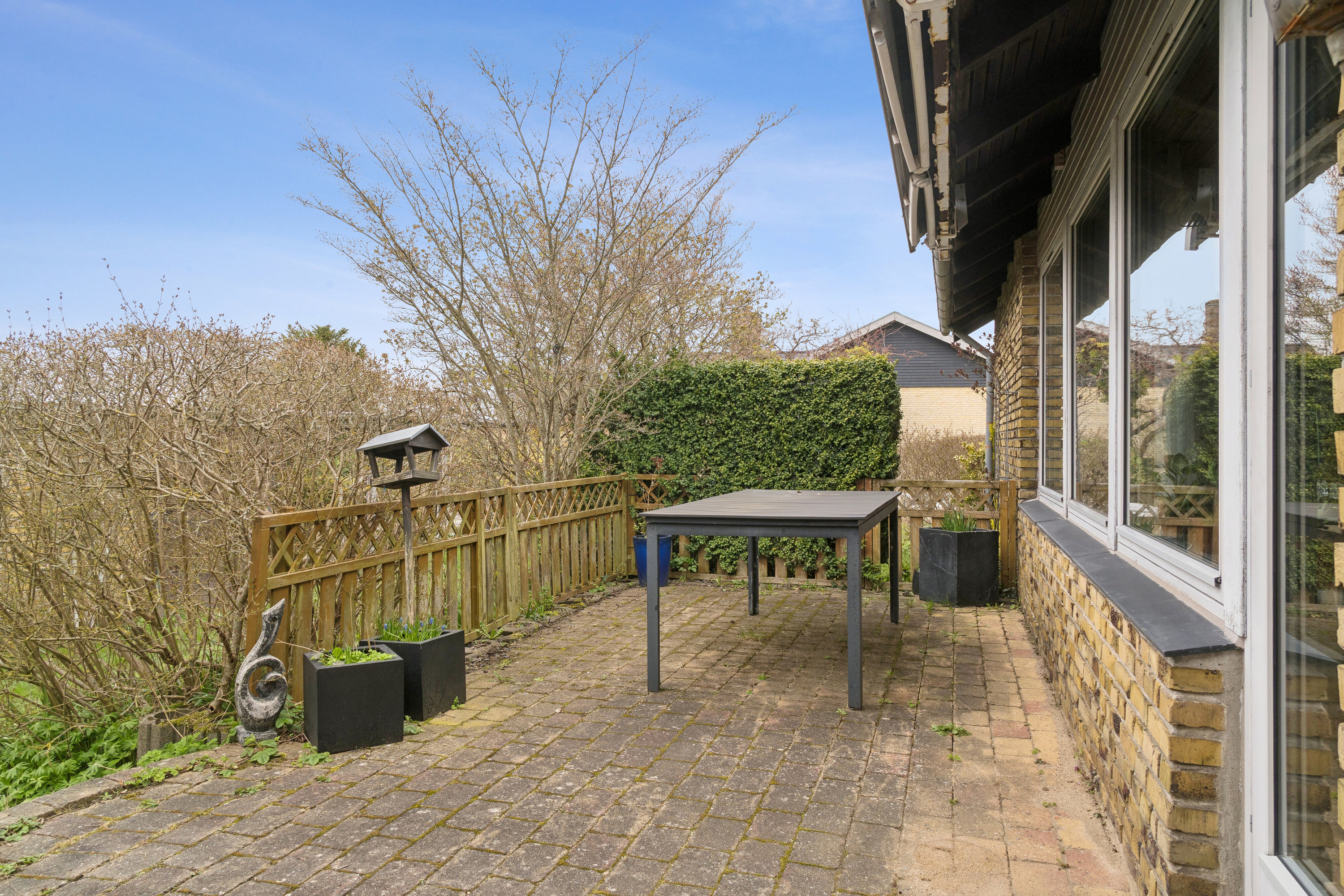 Fremhævet terrasse billede i fuldskærmstilstand. Billede af Forsythiavej 12, 8270 Højbjerg