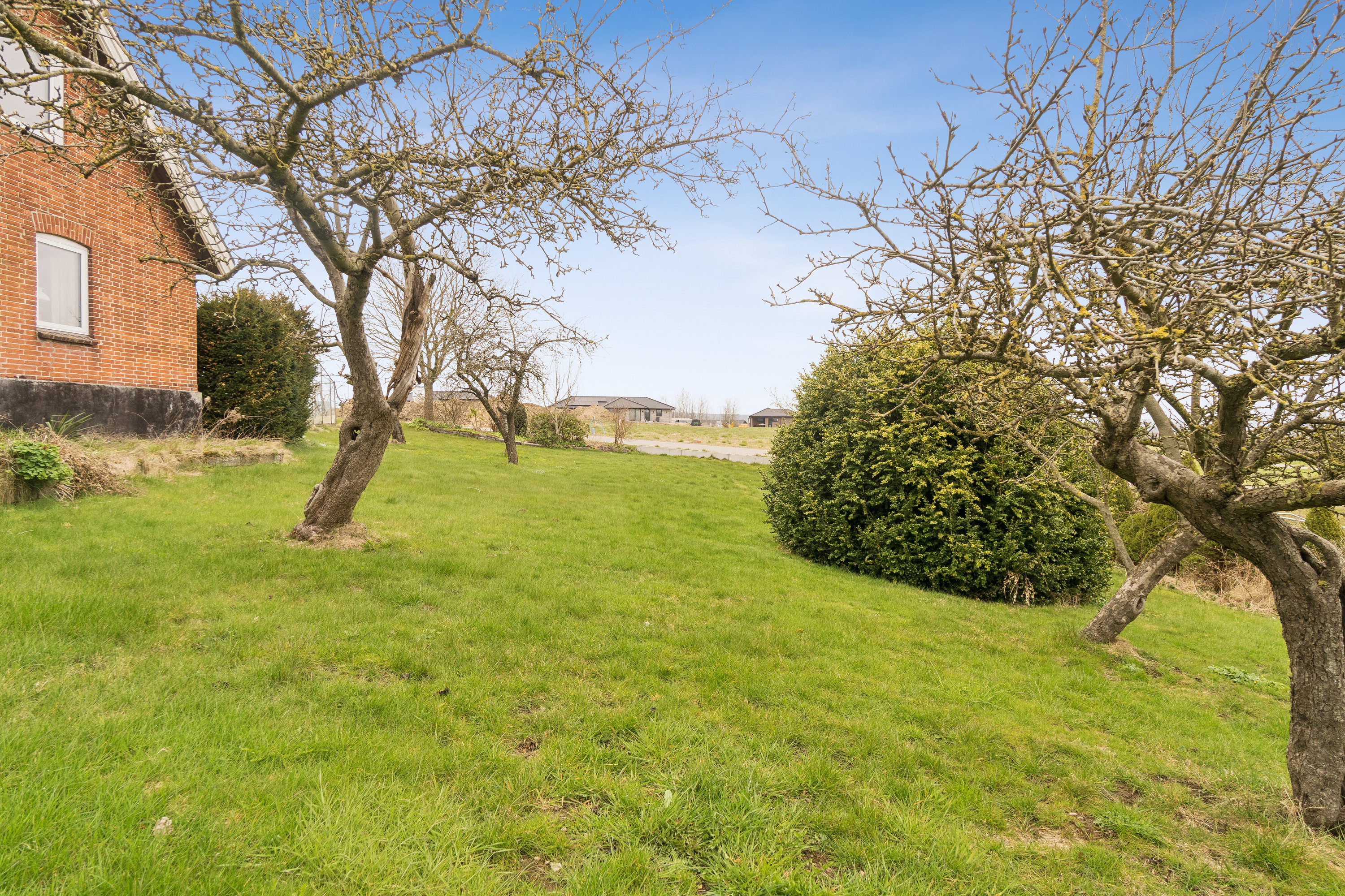 Fremhævet udendørs billede i fuldskærmstilstand. Billede af Silkeborgvej 74, 8464 Galten