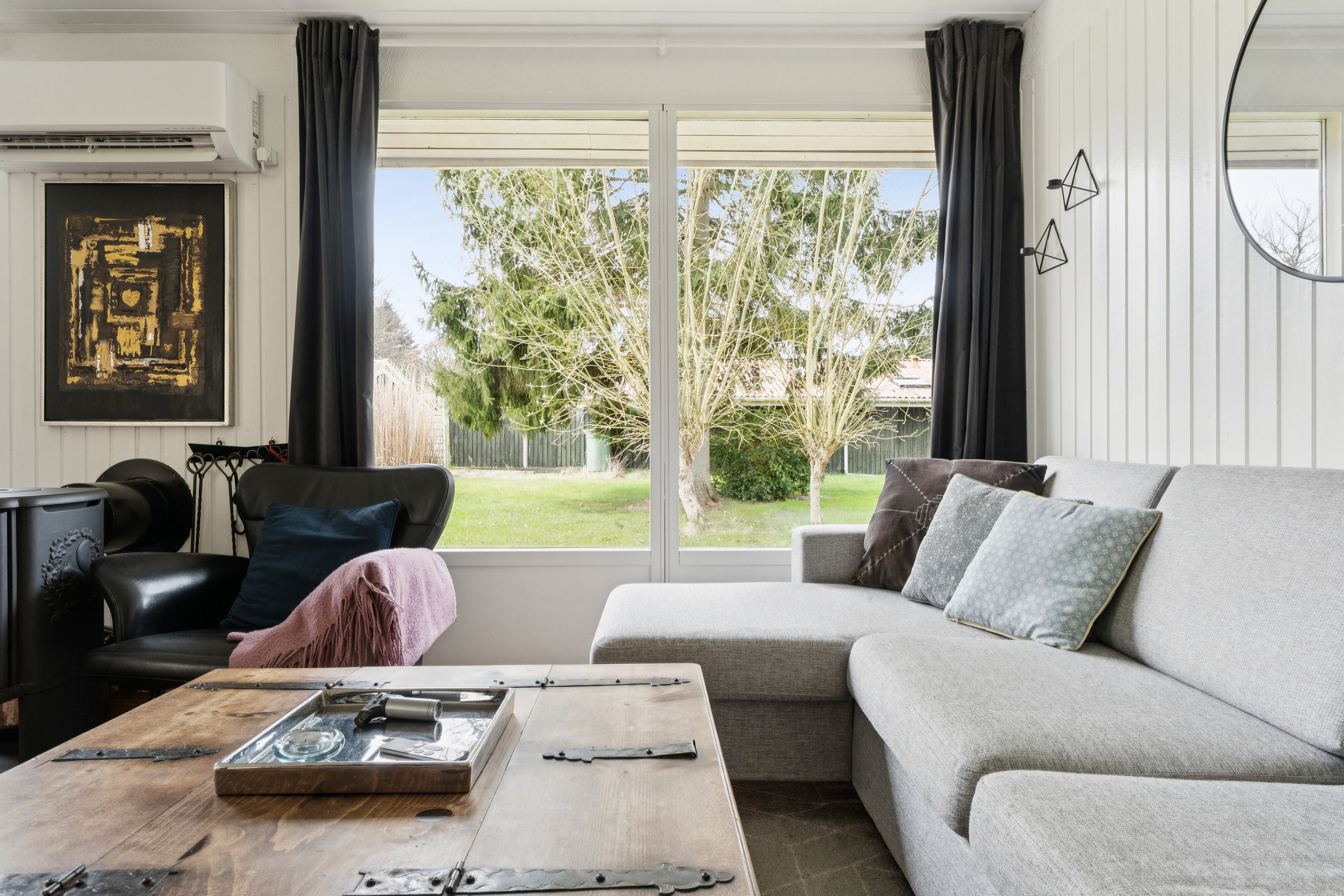 Fremhævet stue billede i fuldskærmstilstand. Billede af Skadevænget 41, Vellerup, 4050 Skibby