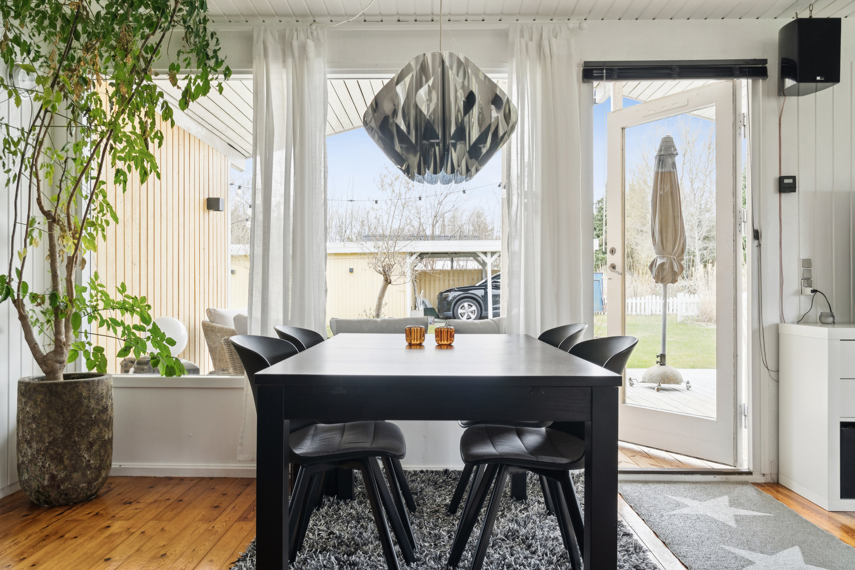 Fremhævet spisestue billede i fuldskærmstilstand. Billede af Skadevænget 41, Vellerup, 4050 Skibby