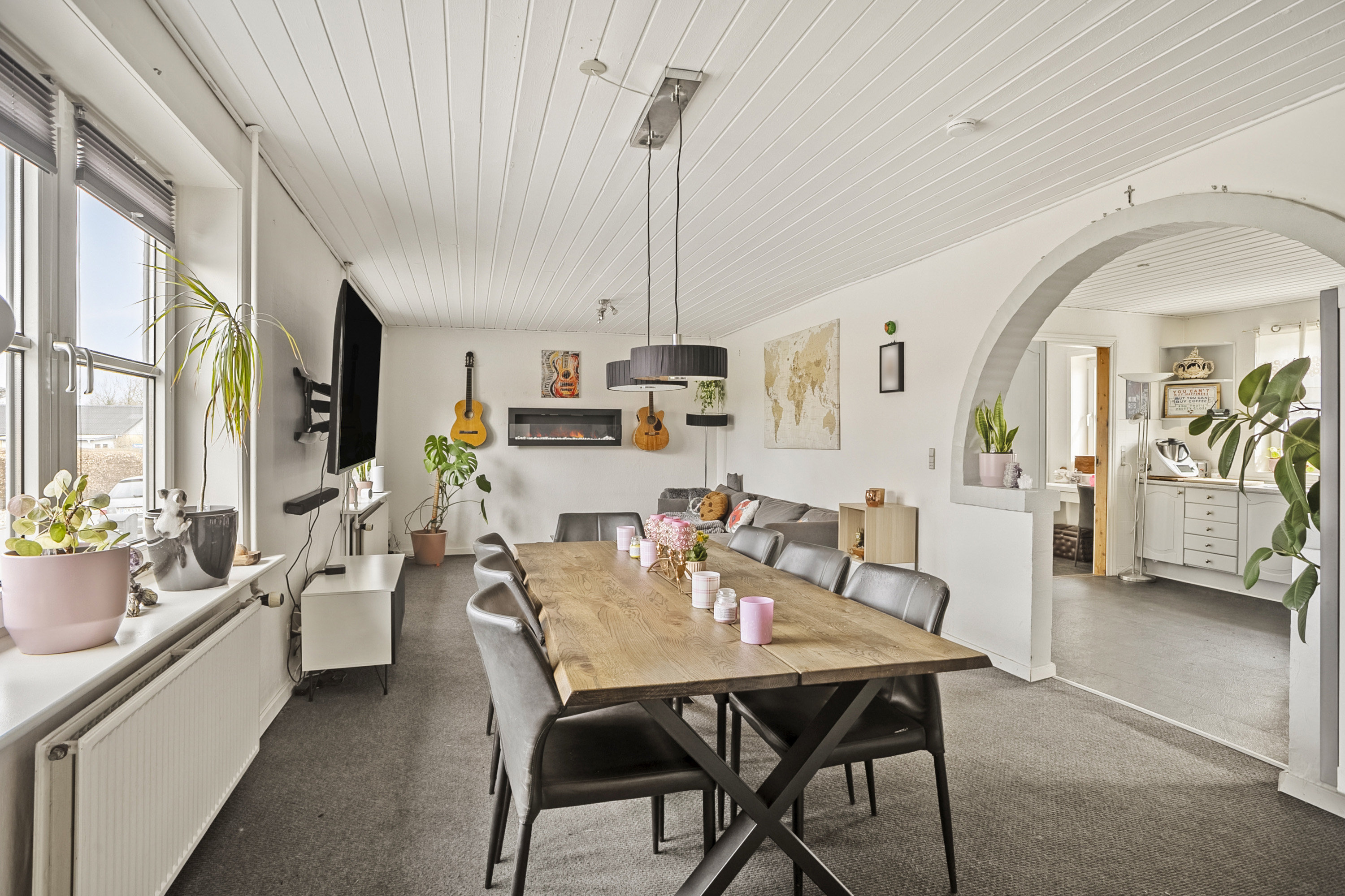 Fremhævet spisestue billede i fuldskærmstilstand. Billede af Kirkevej 27, Handbjerg, 7830 Vinderup