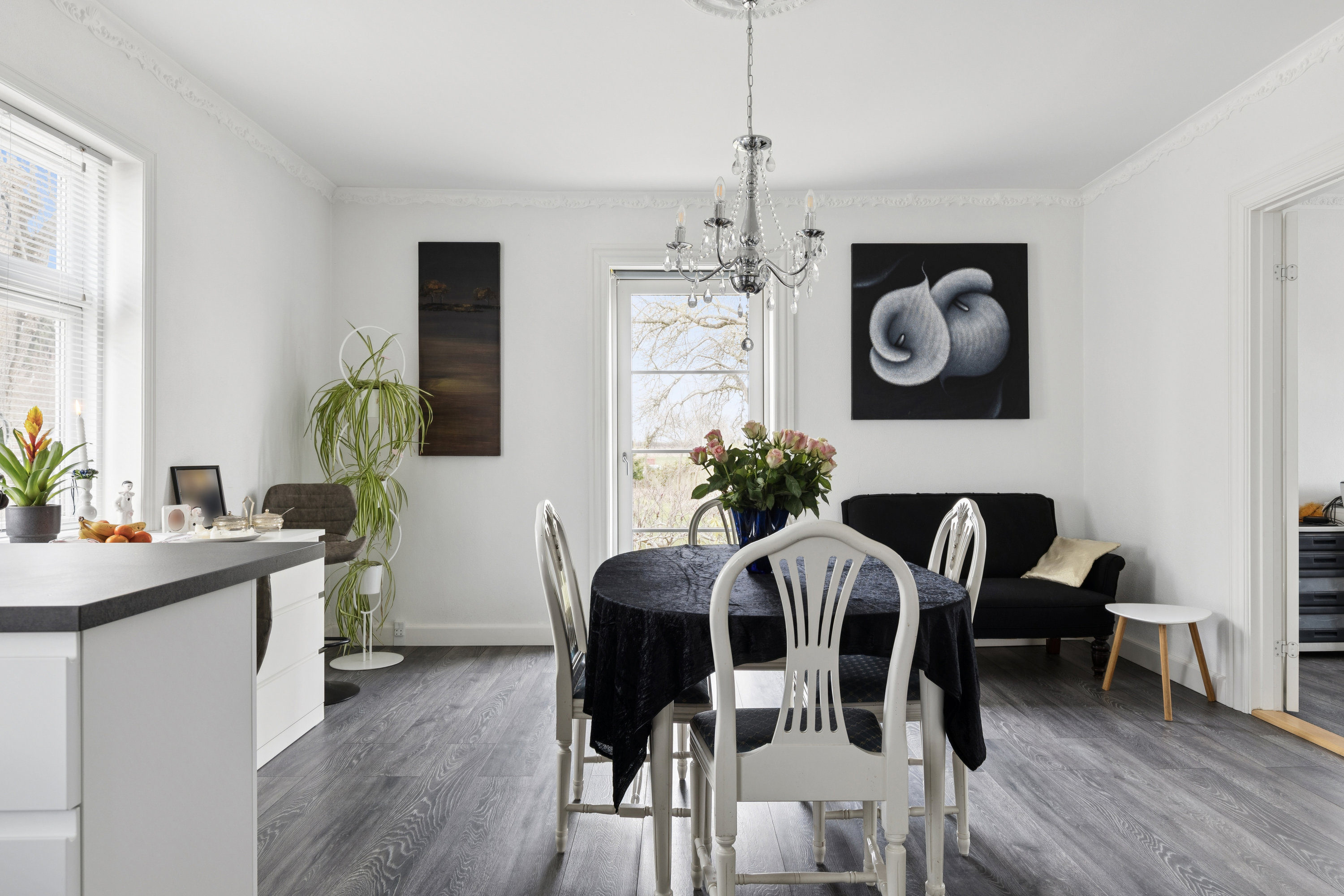 Fremhævet stue billede i fuldskærmstilstand. Billede af Havnevej 36, Havnsø, 4591 Føllenslev